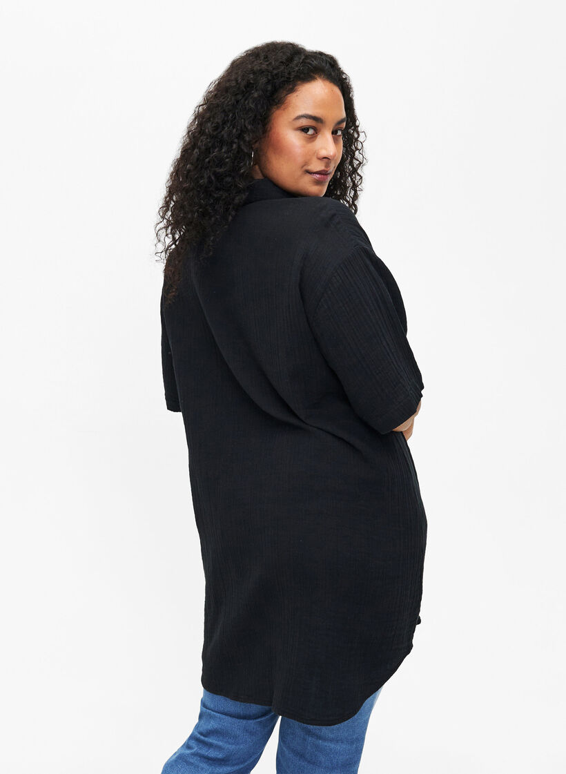 Chemise à manches courtes avec boutons, Black, Model image number 1