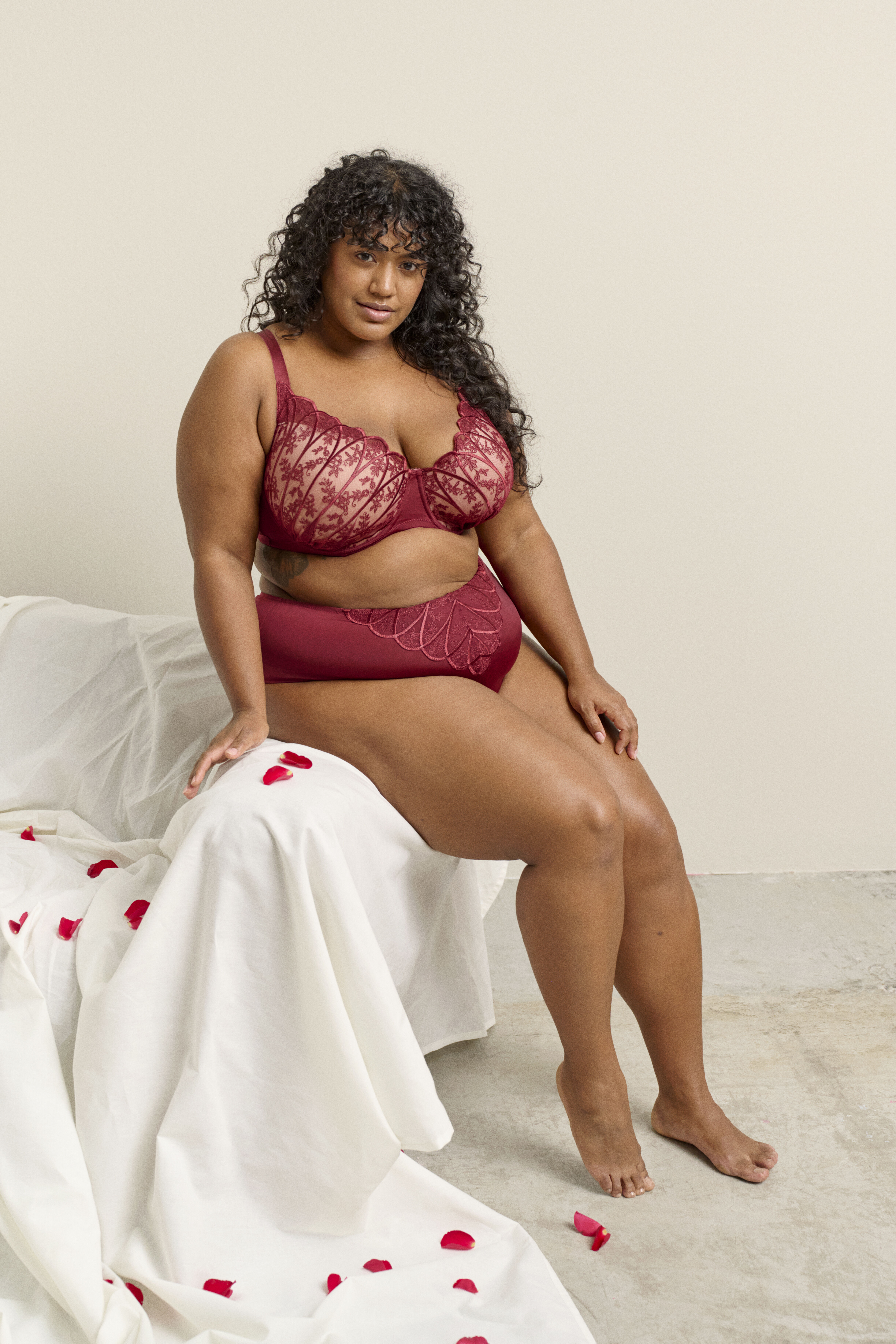 Zizzi Ensemble avec dentelle brod&eacute;e, , Model