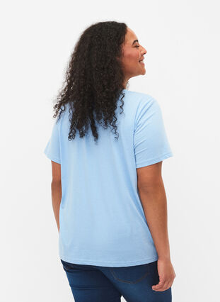 T-shirt à manches courtes avec col en V, Placid Blue, Model image number 1