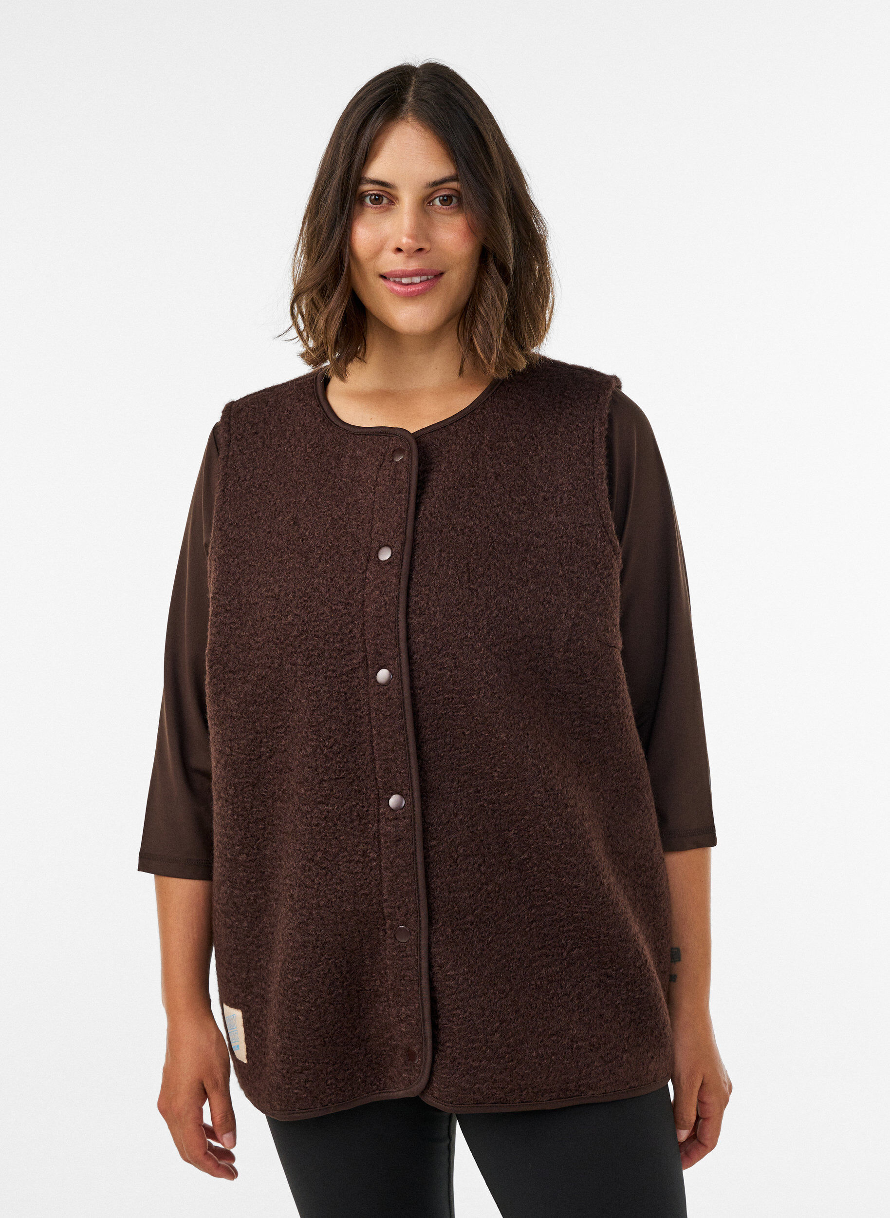 Gilet en polaire avec boutons-pression et poches lat&eacute;rales, Marron, Model