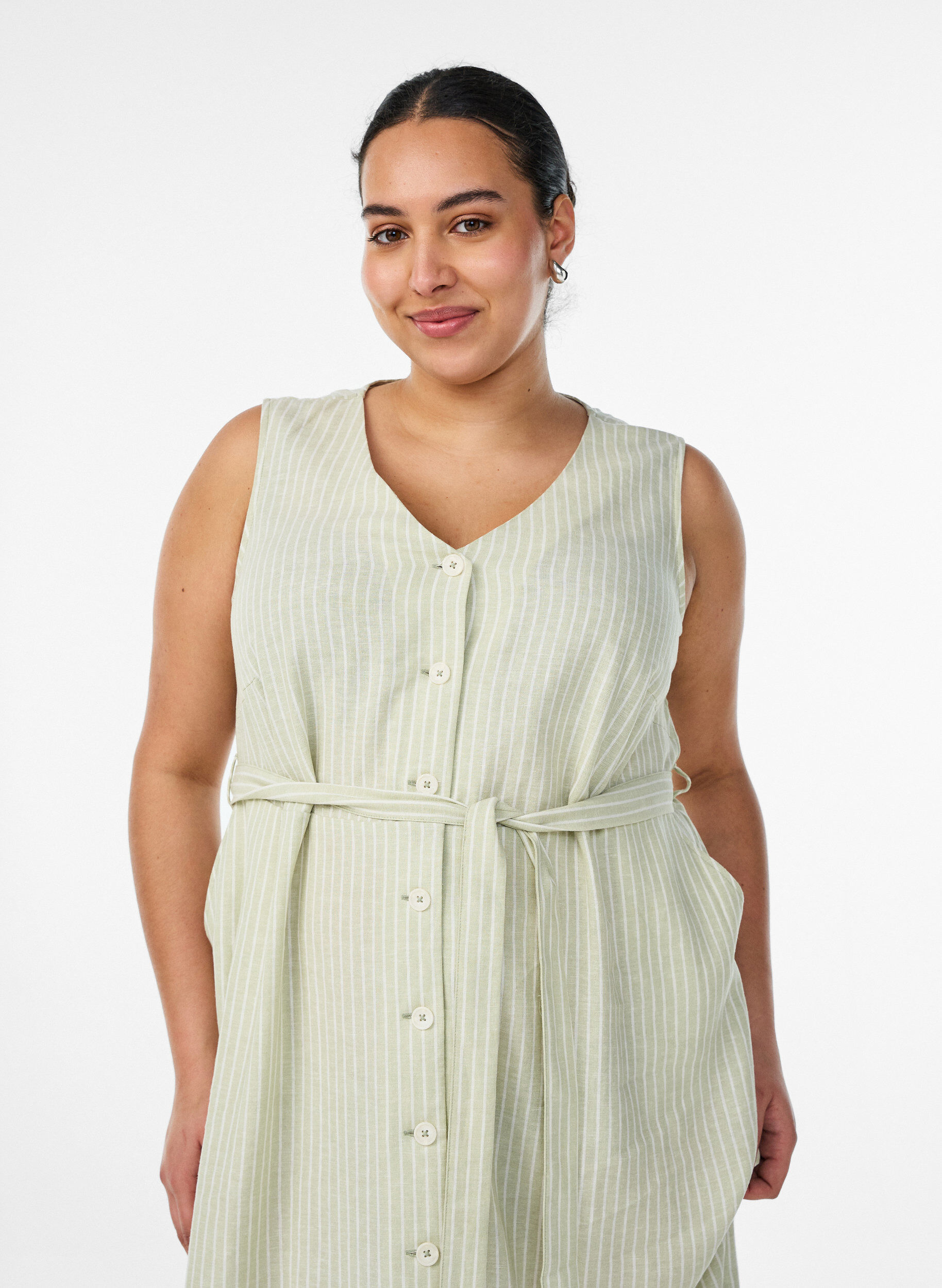 ZizziRobe midi sans manches &agrave; rayures en lin et viscose, Vert clair, Model image number 2