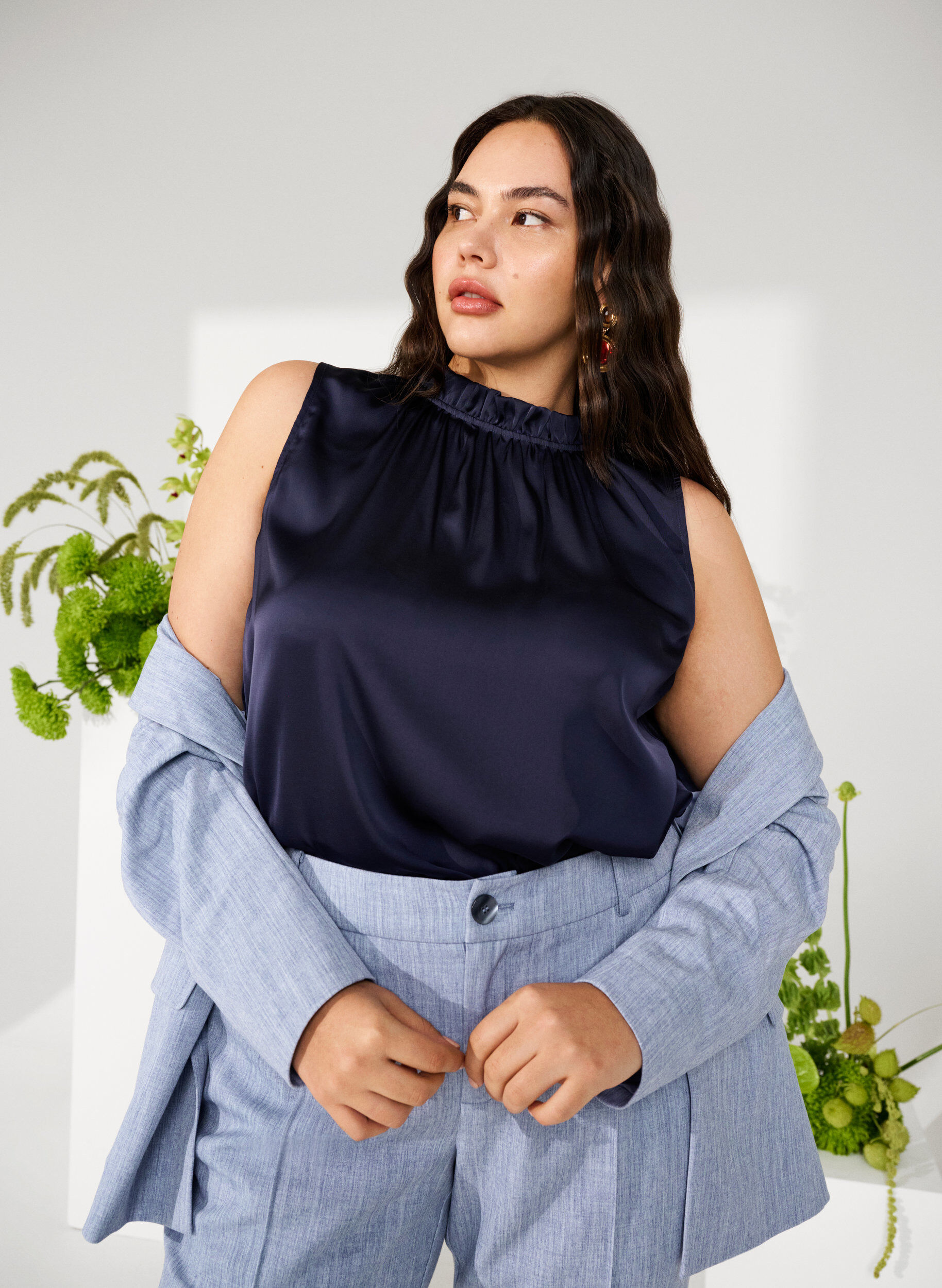 Zizzi Haut de soir&eacute;e sans manches en satin, Night Sky, Image image number 0