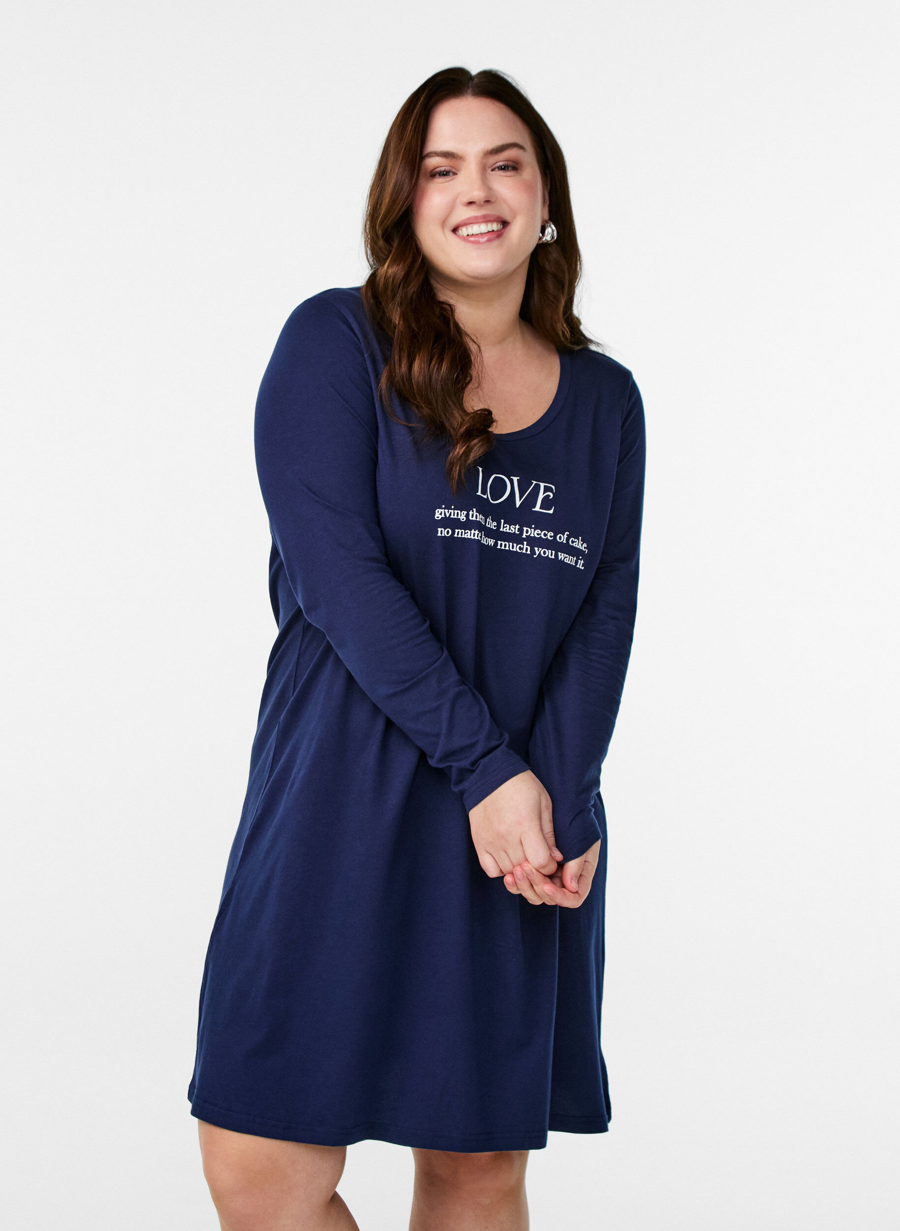 Zizzi Chemise de nuit &agrave; manches longues en coton bio, Bleu, Model image number 0