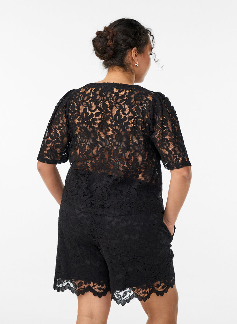 Short en dentelle taille haute avec poches, Noir, Model image number 2