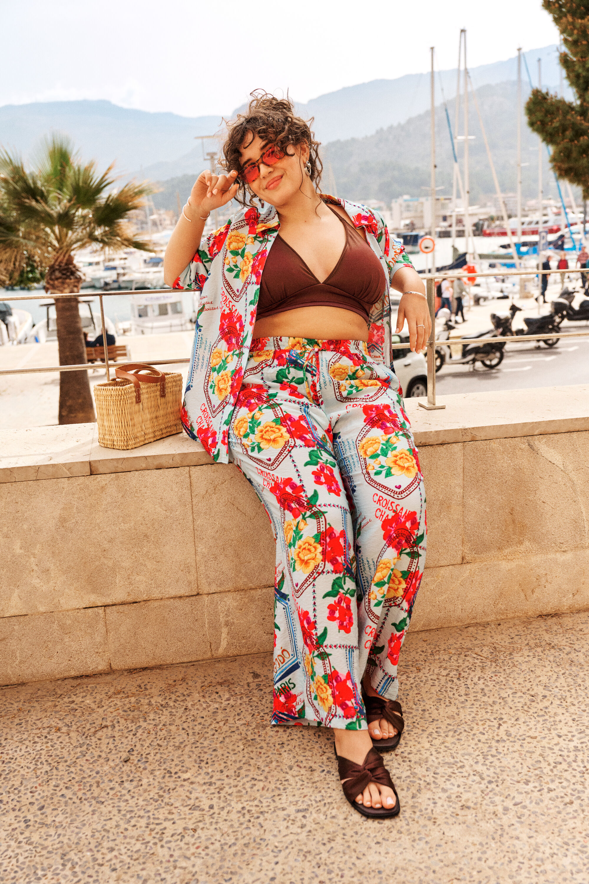 ZizziAtmosph&egrave;re de vacances color&eacute;e au port, , Model