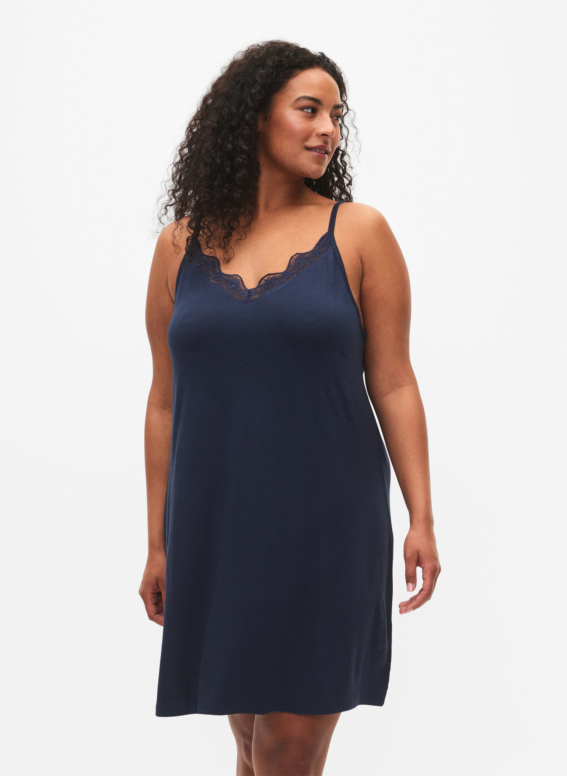 Zizzi Chemise de nuit avec bord dentelle en viscose, Bleu, Model image number 0