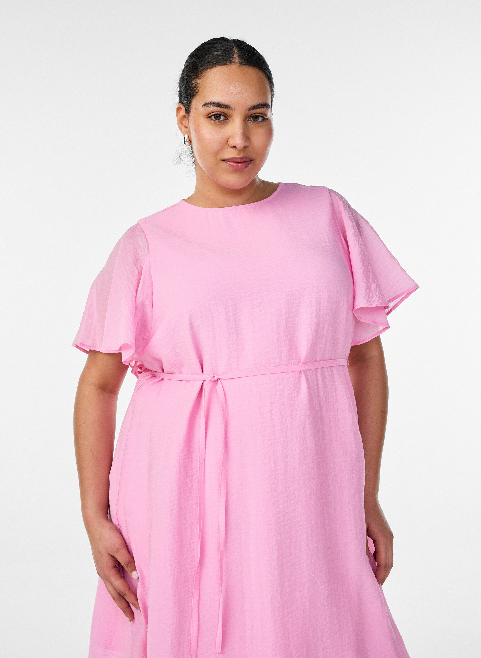 ZizziRobe longue avec manches papillon et taille &agrave; nouer, Rose, Model image number 2