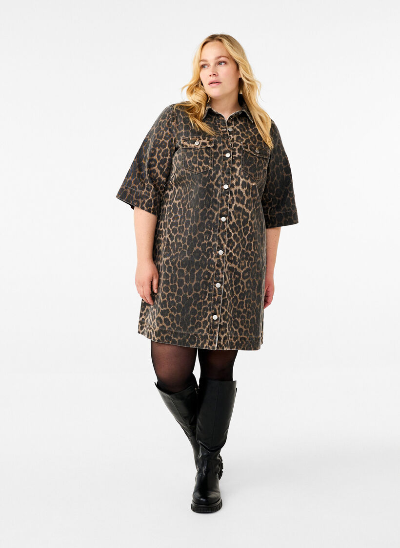 Robe en jean à manches courtes avec imprimé léopard, LEO AOP, Model image number 2