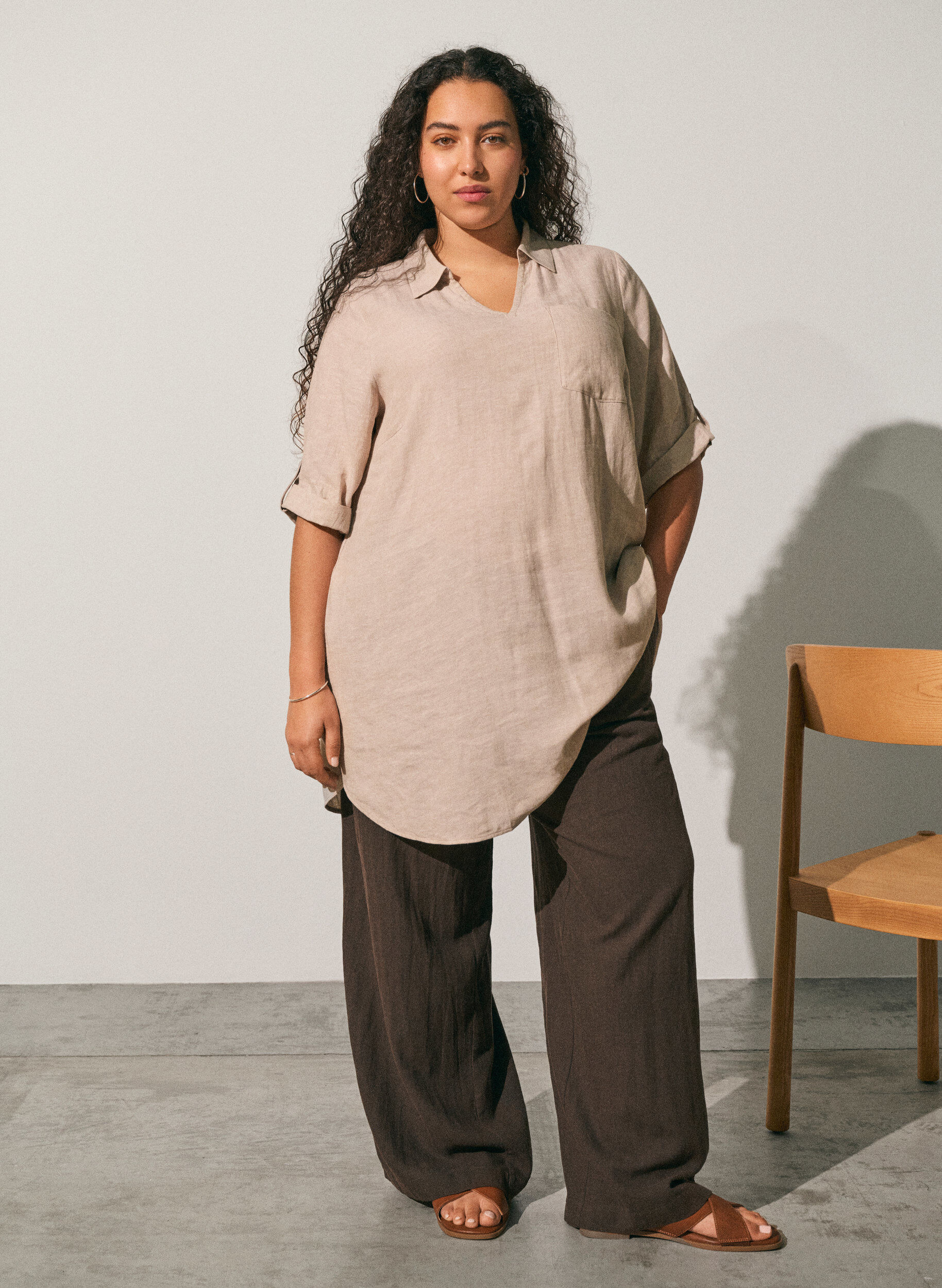 Zizzi Tunique coupe trap&egrave;ze en lin et viscose, Beige, Image image number 0