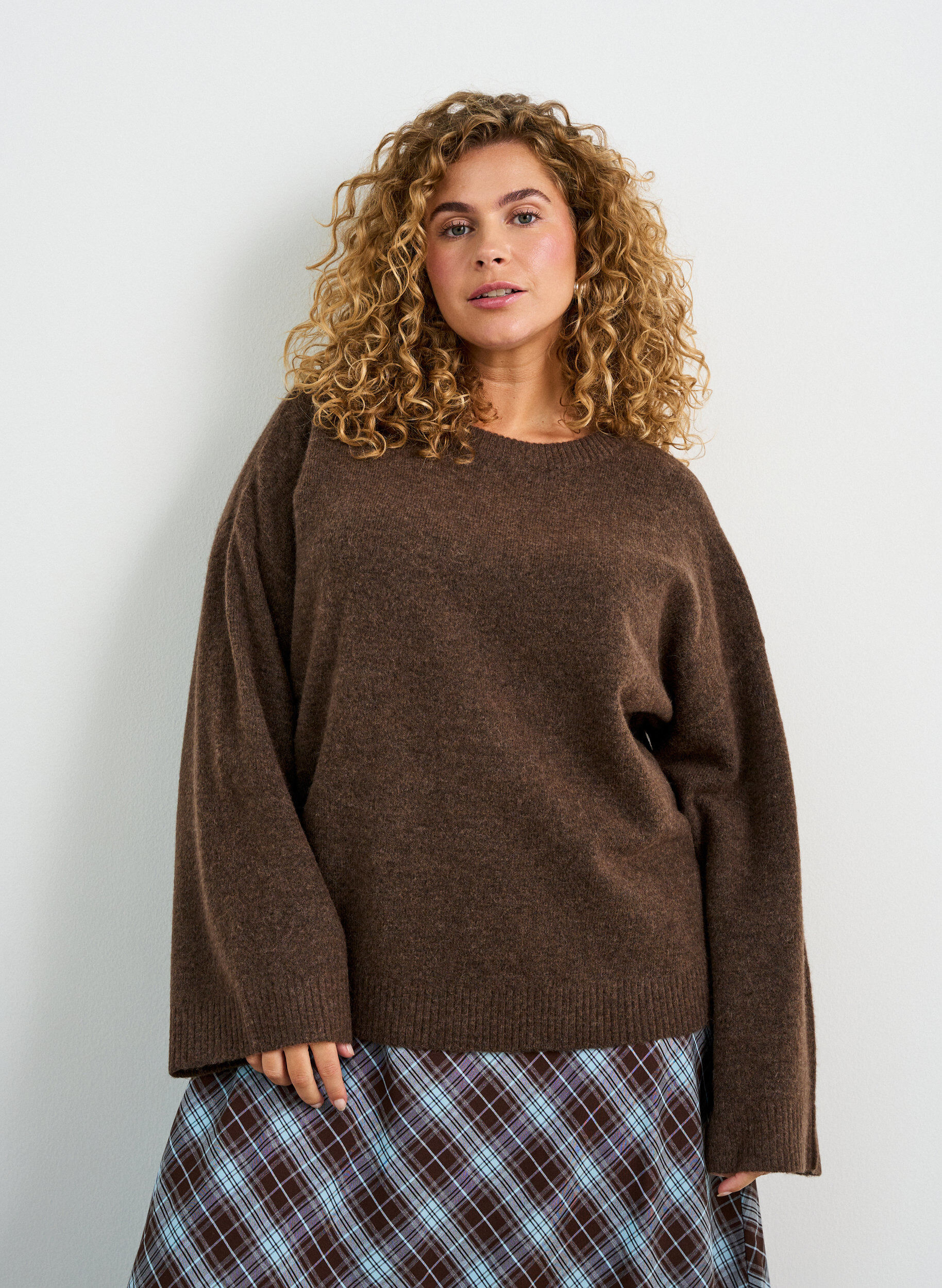 ZizziBlouse ample tricot&eacute;e en alpaga et laine, Marron, Model image number 0