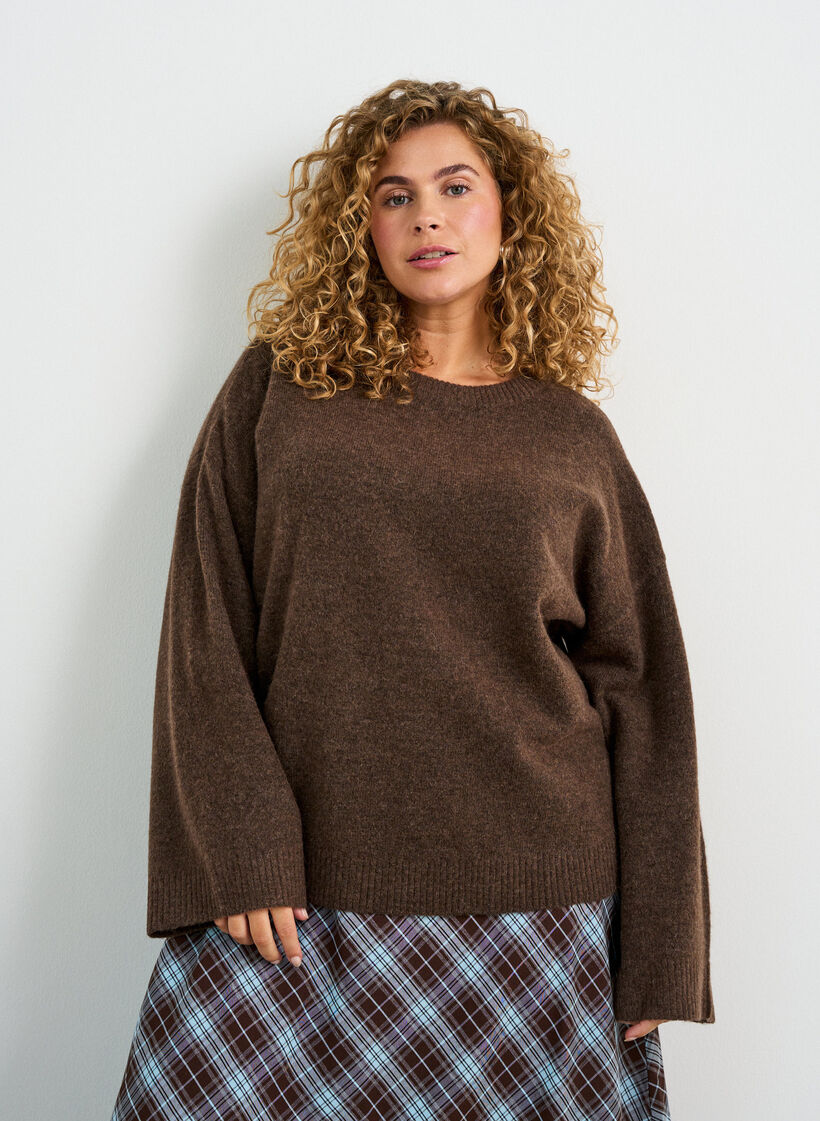 Blouse ample tricot&eacute;e en alpaga et laine, Marron, Model image number 0