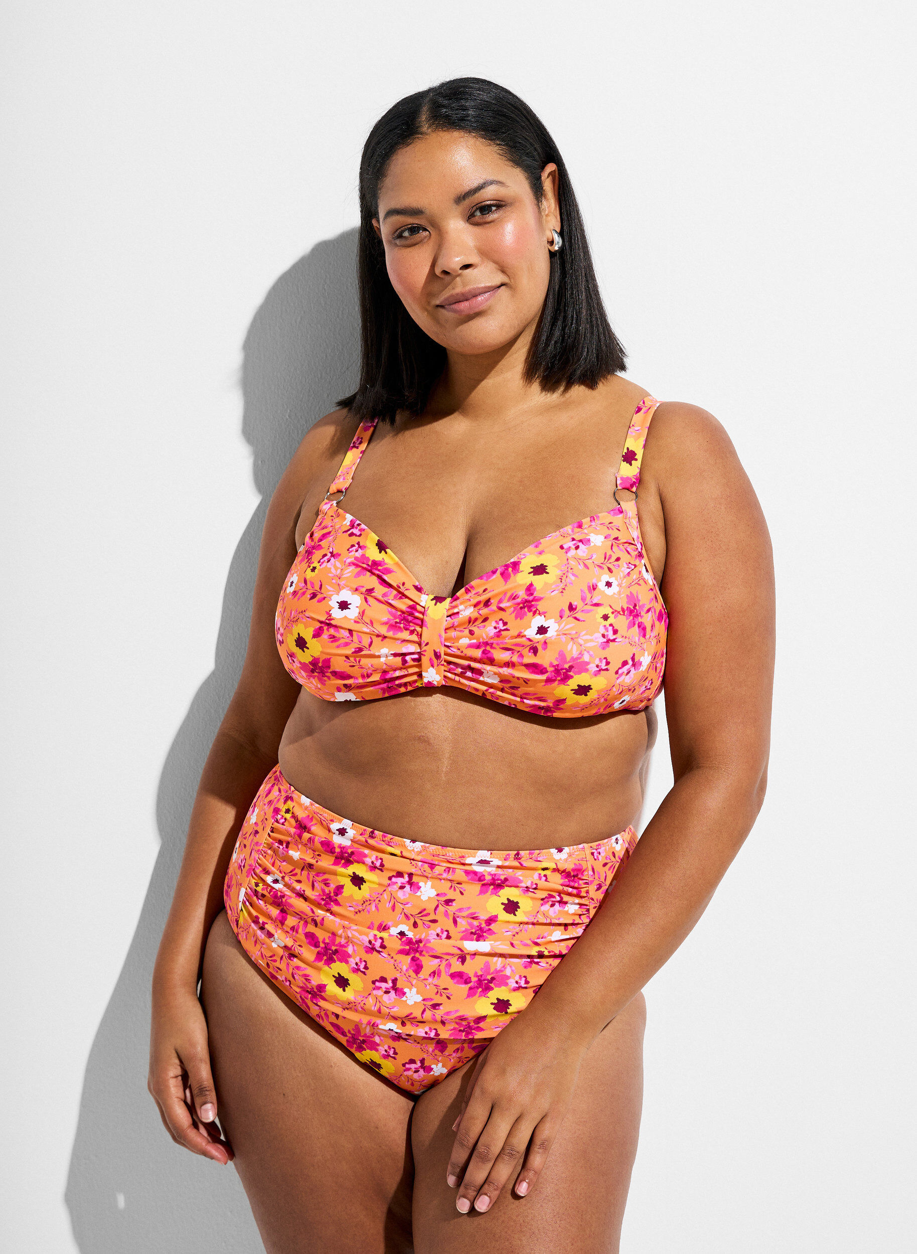 Zizzi Haut de bikini avec armatures et imprim&eacute;, Orange, Model image number 1