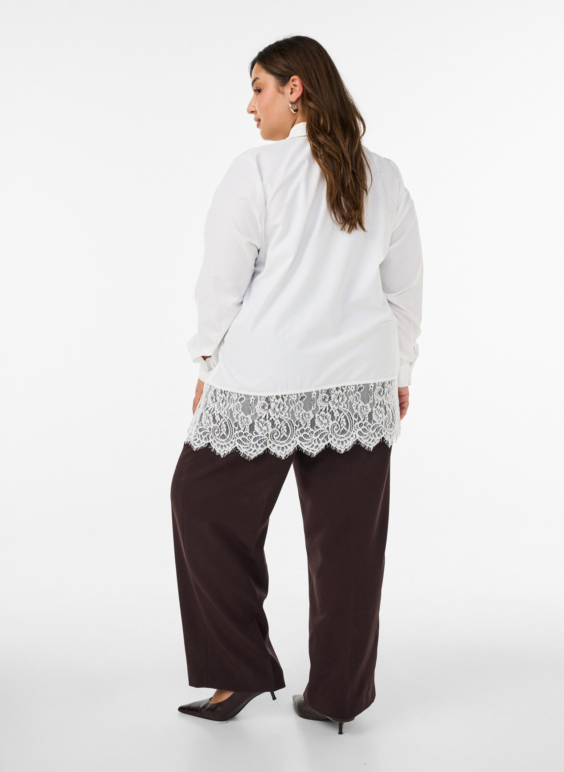 ZizziChemise ample avec une large bordure en dentelle, Blanc, Model image number 2