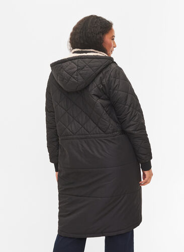 Veste matelassée à capuche et taille ajustable, Black, Model image number 1