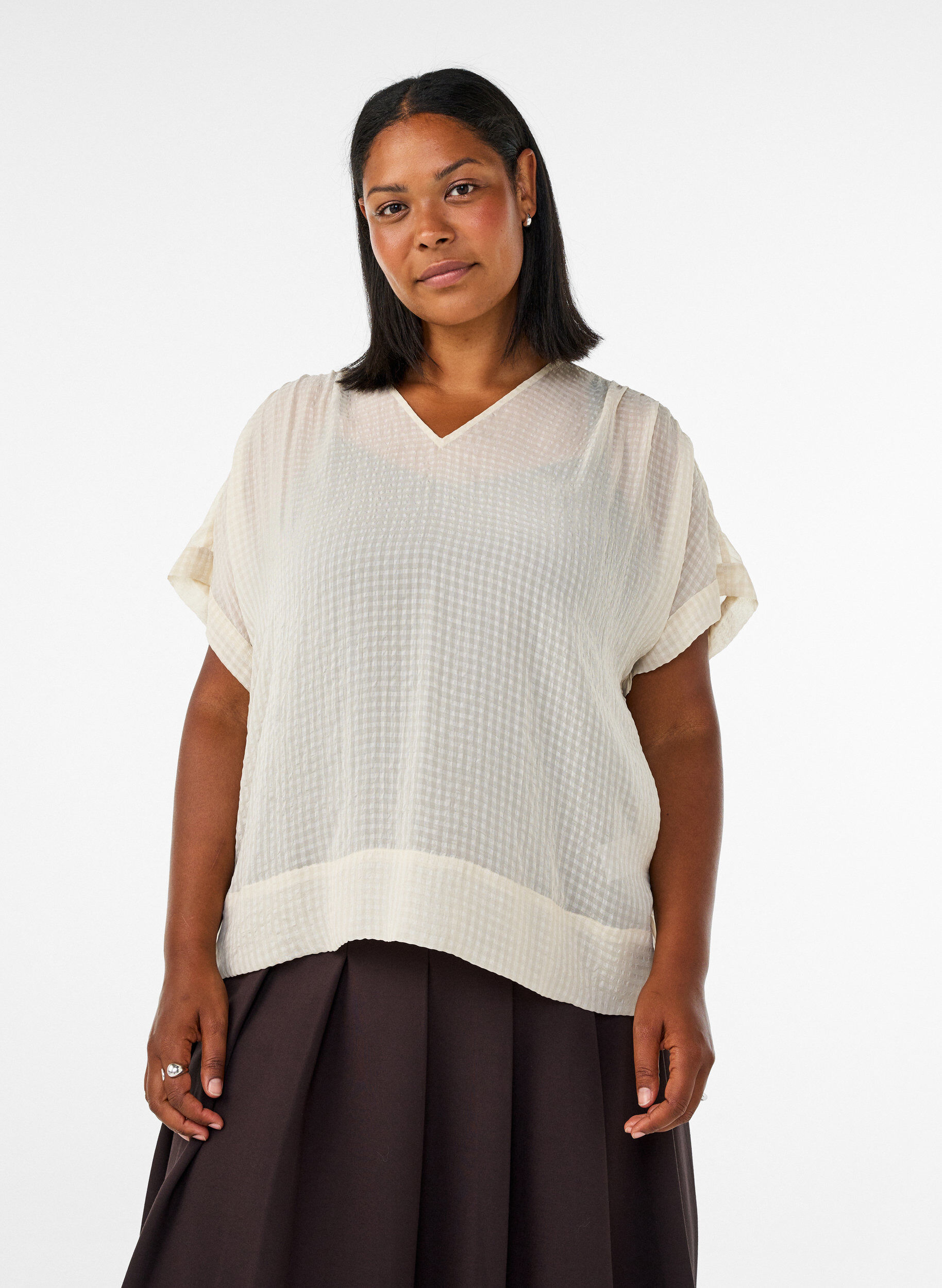 ZizziBlouse en seersucker avec col en V, Beige, Model image number 0