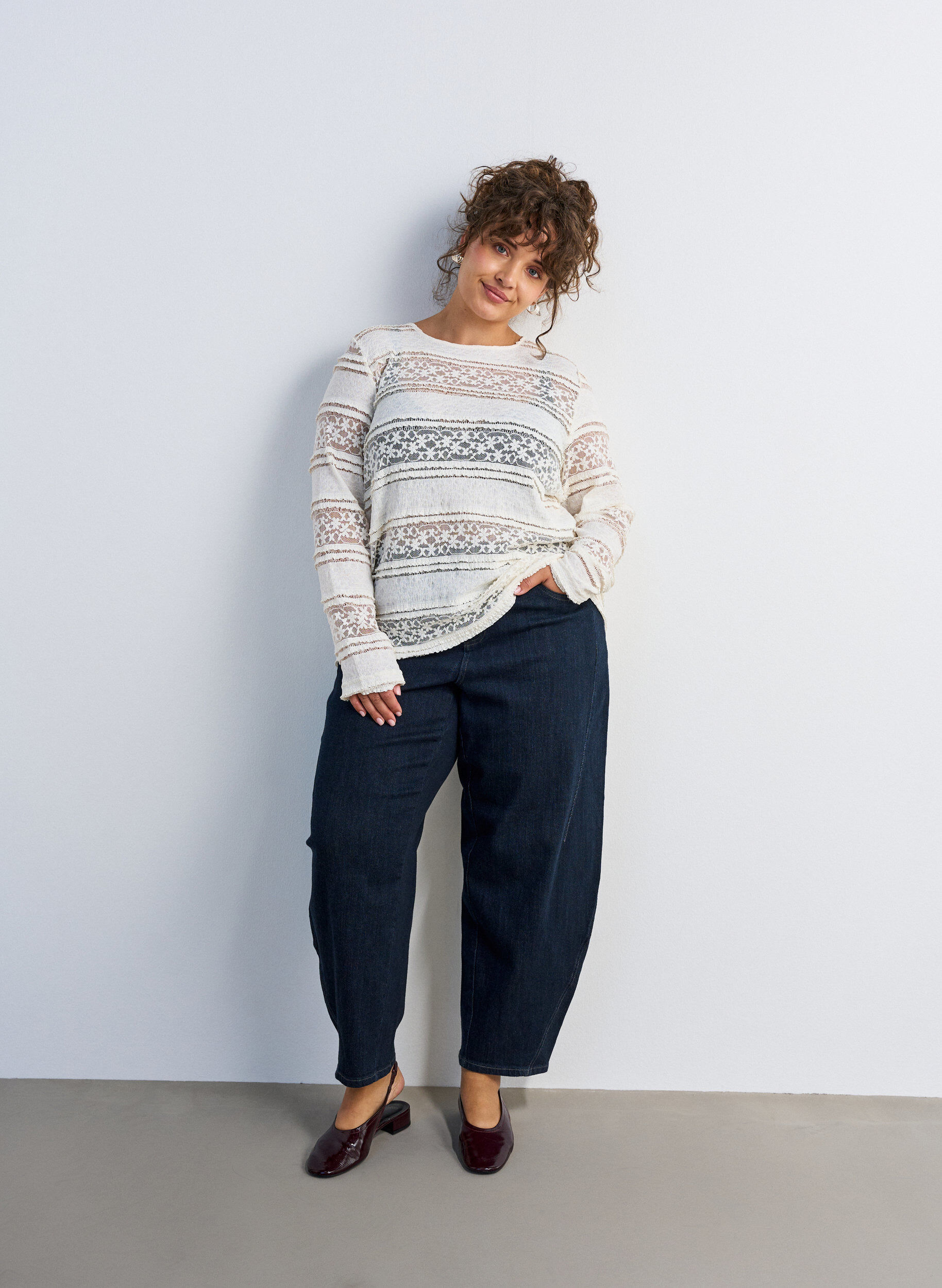 ZizziBlouse en dentelle avec manches longues, Vanille, Model image number 1