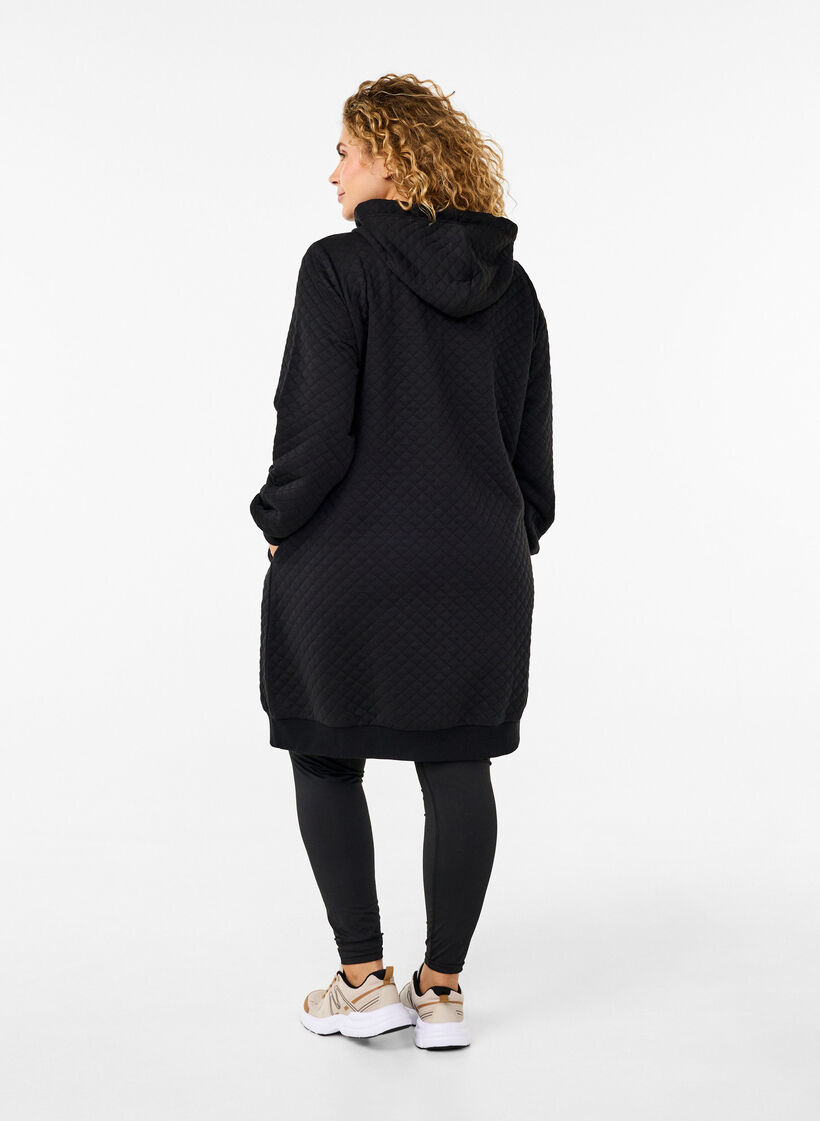 Cardigan matelassé long avec fermeture éclair pour le sport, Noir, Model image number 2