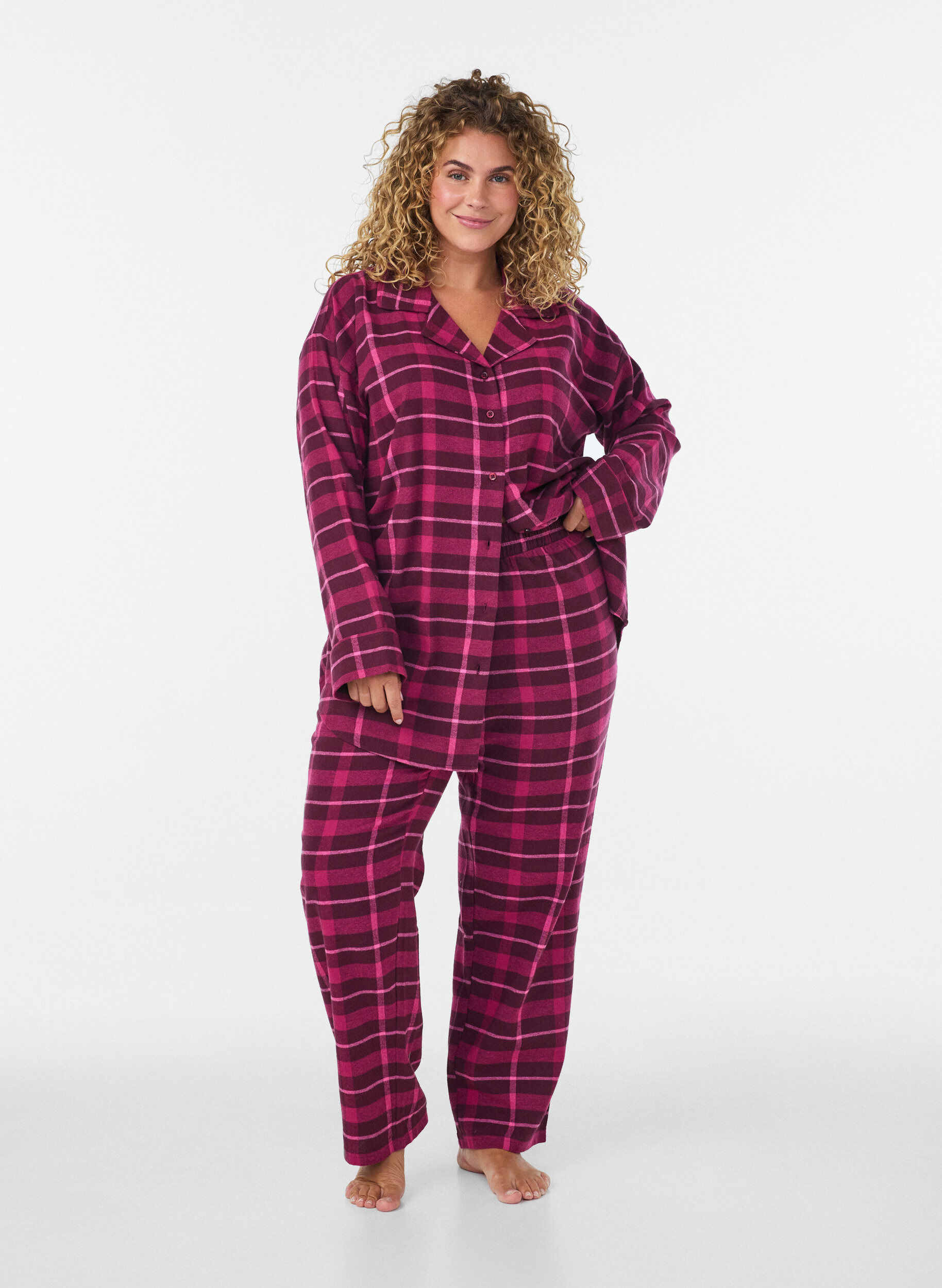 ZizziBas de pyjama &agrave; carreaux en coton, Bordeaux, Model image number 0