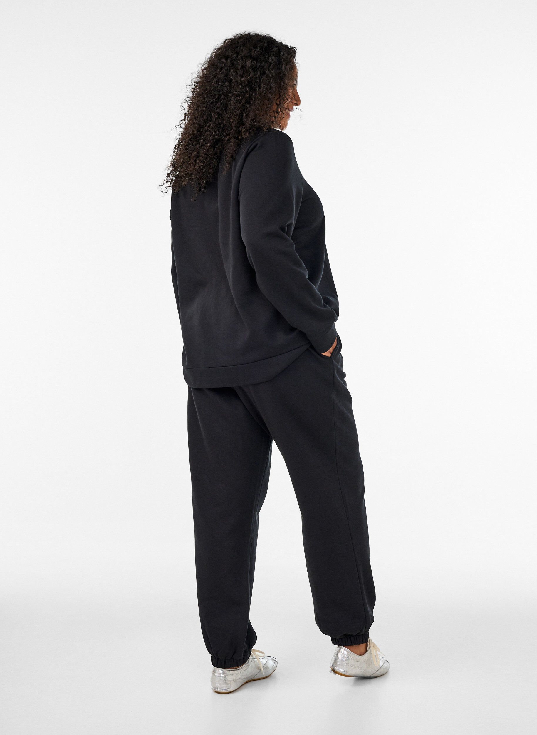 ZizziPantalon de jogging taille haute avec cordon de serrage, Noir, Model image number 1