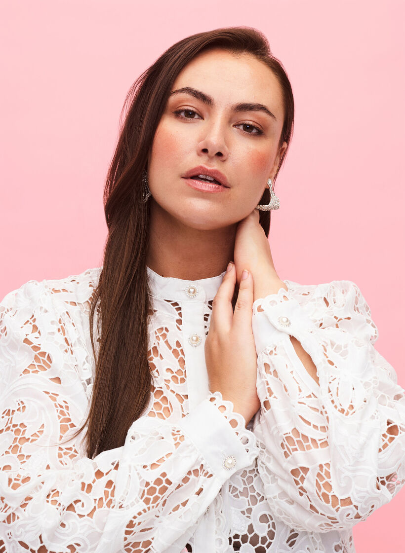 Blouse façon chemise à manches longues en dentelle, White, Model image number 2