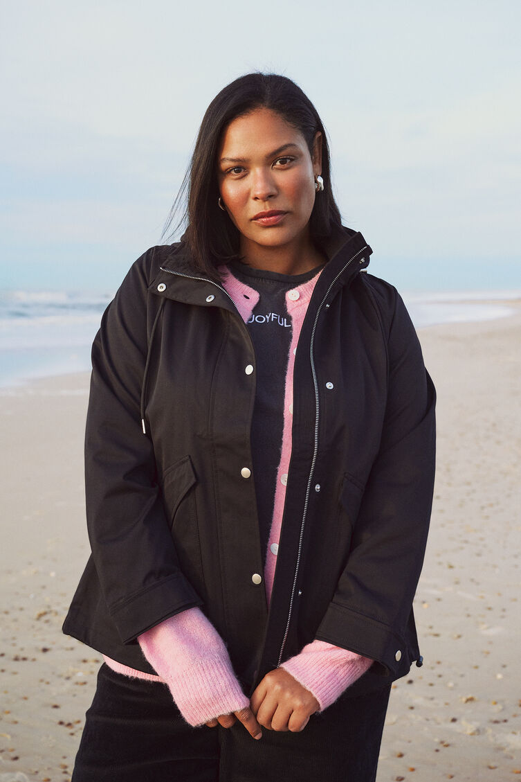 Veste de printemps noire, , Model