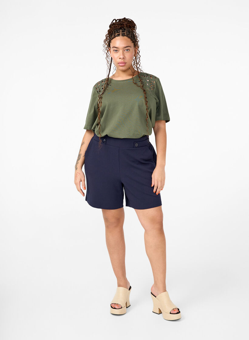 T-shirt en coton bio avec détails brodés, Thyme, Model image number 2