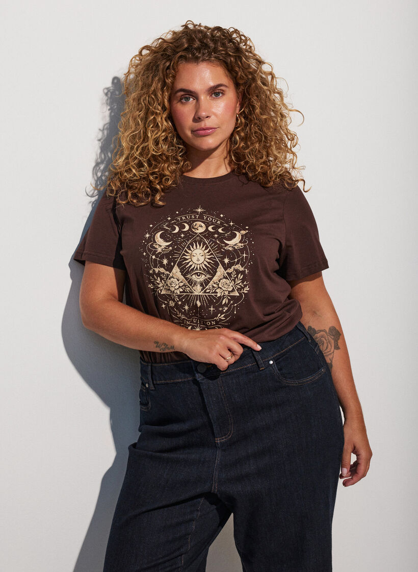 T-shirt en coton avec imprim&eacute; devant, Marron, Model image number 0