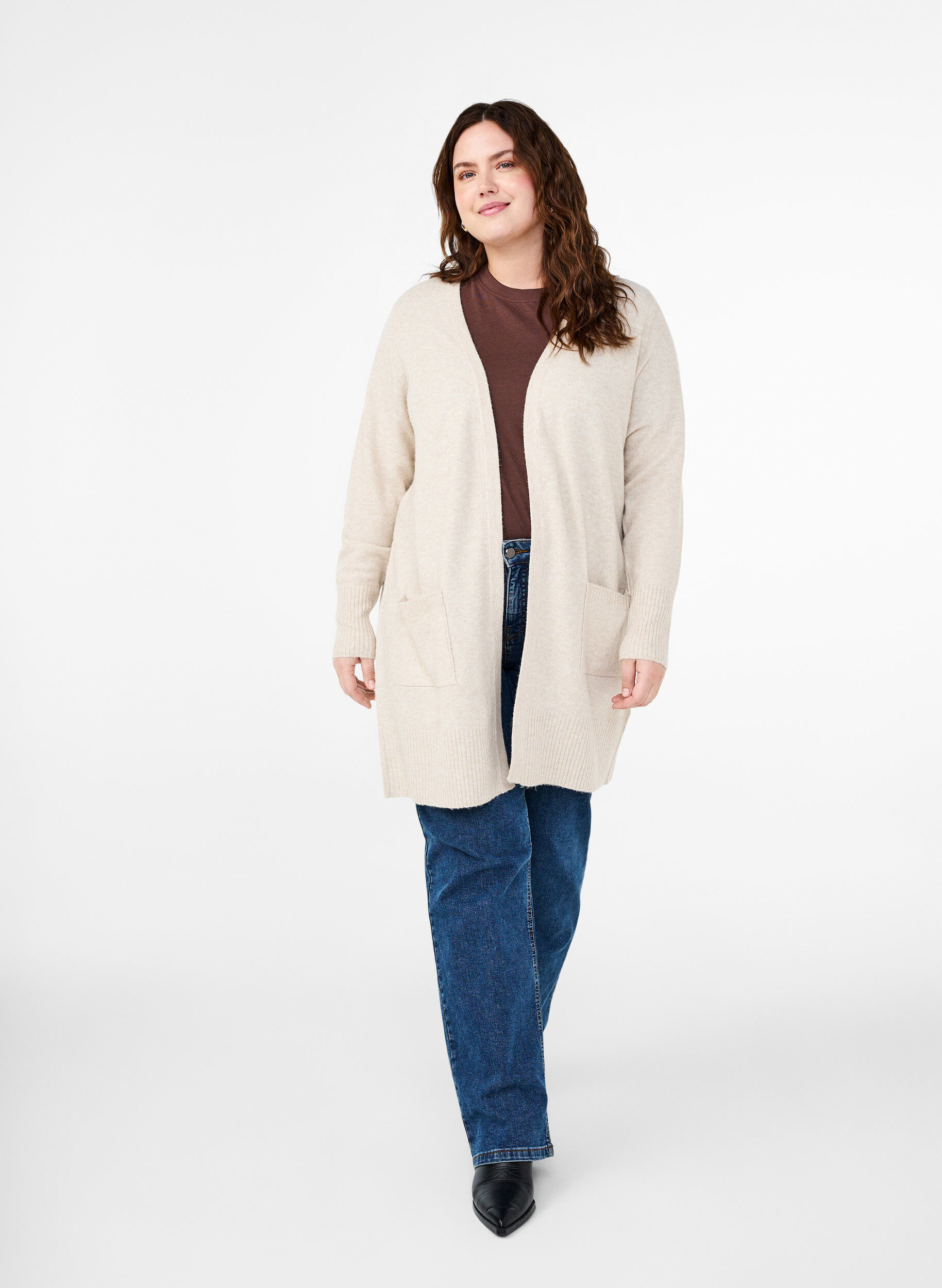 Zizzi Cardigan en tricot c&ocirc;tel&eacute; avec poches, Beige, Model image number 1