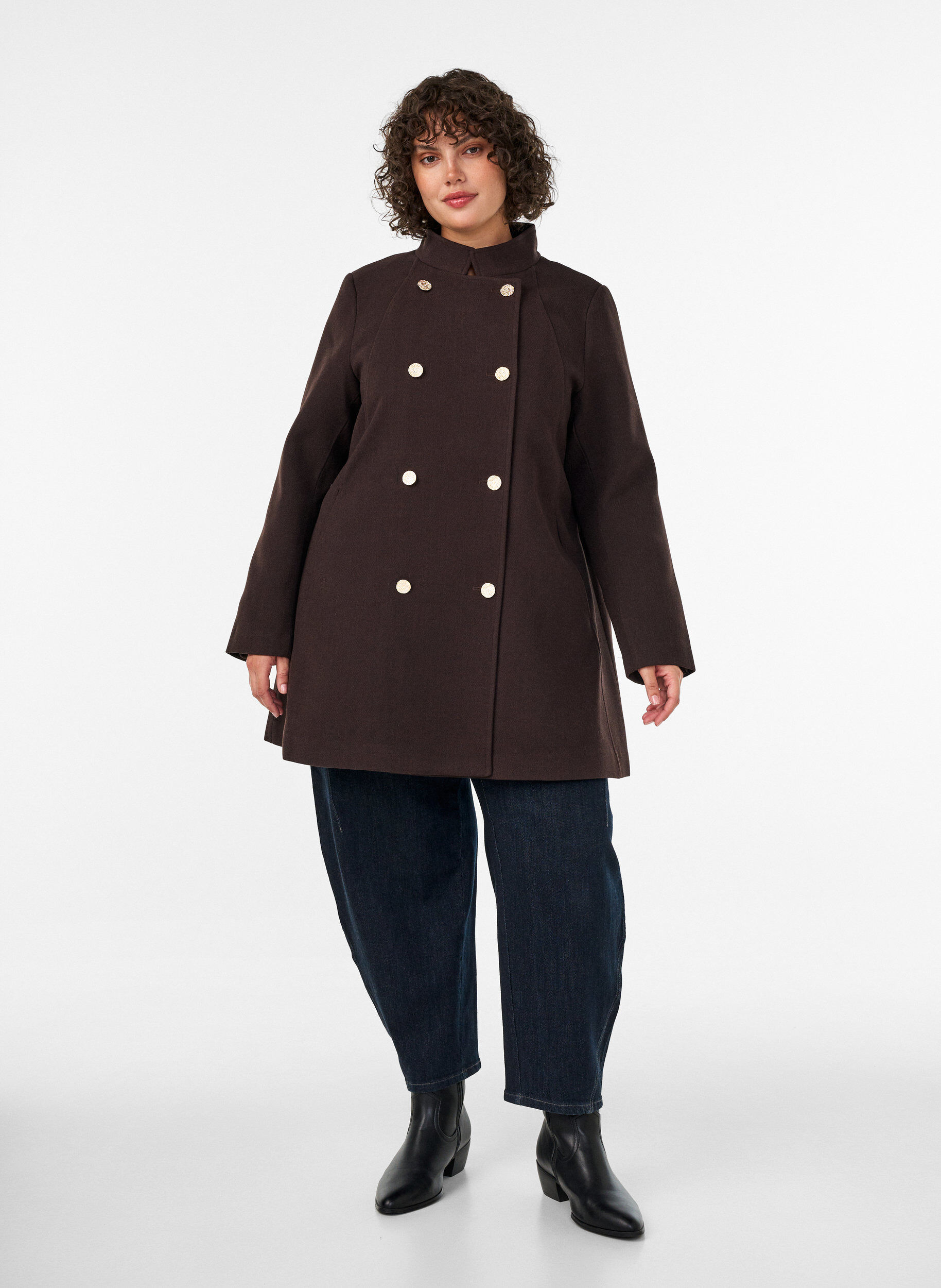 ZizziManteau coupe &eacute;vas&eacute;e avec boutons dor&eacute;s, Marron, Model image number 1