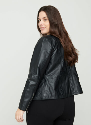 Veste en cuir courte avec fermeture éclair, Black, Model image number 1