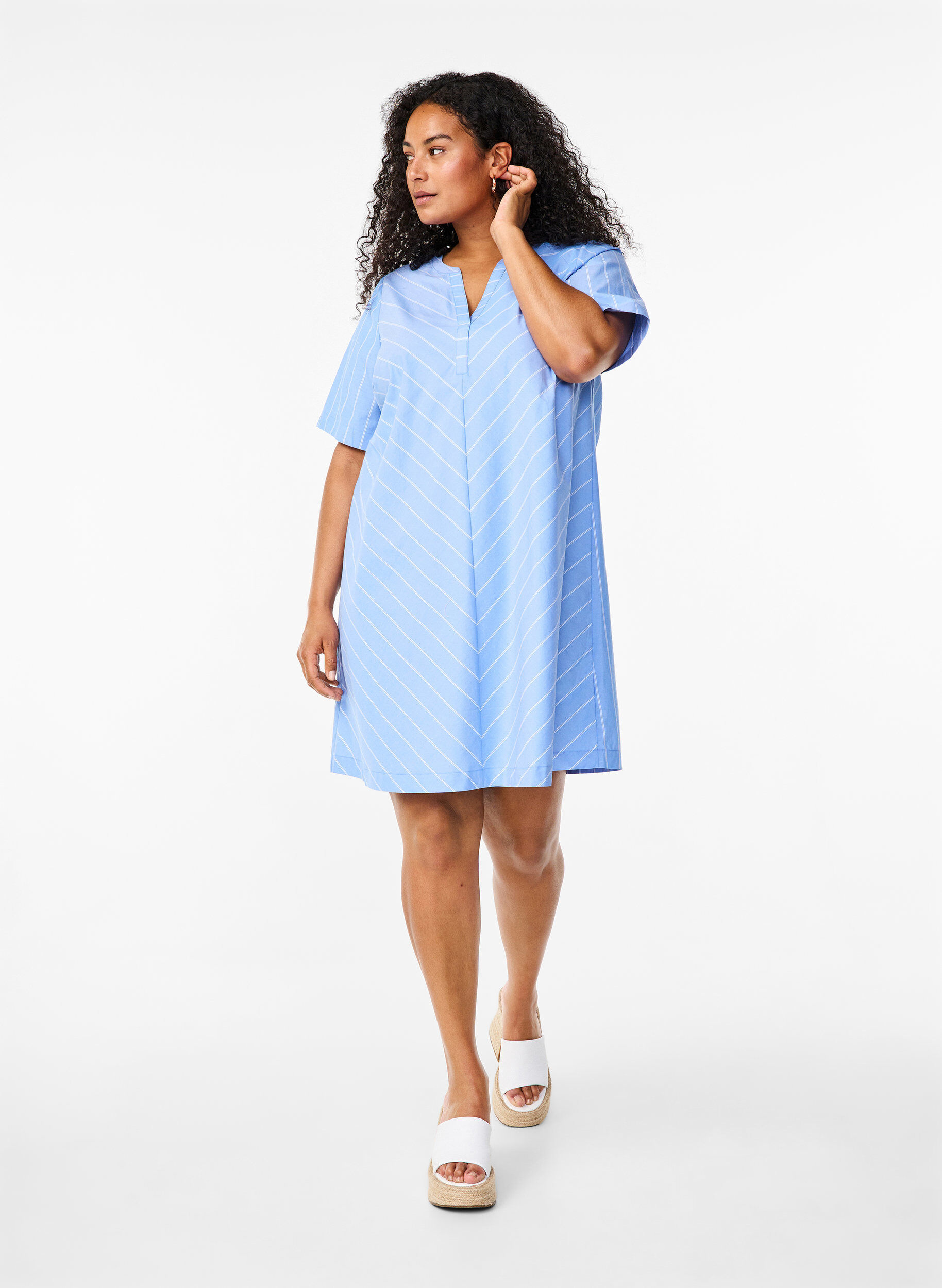 Zizzi Robe ray&eacute;e en coton biologique, Blue Stripe, Model image number 2