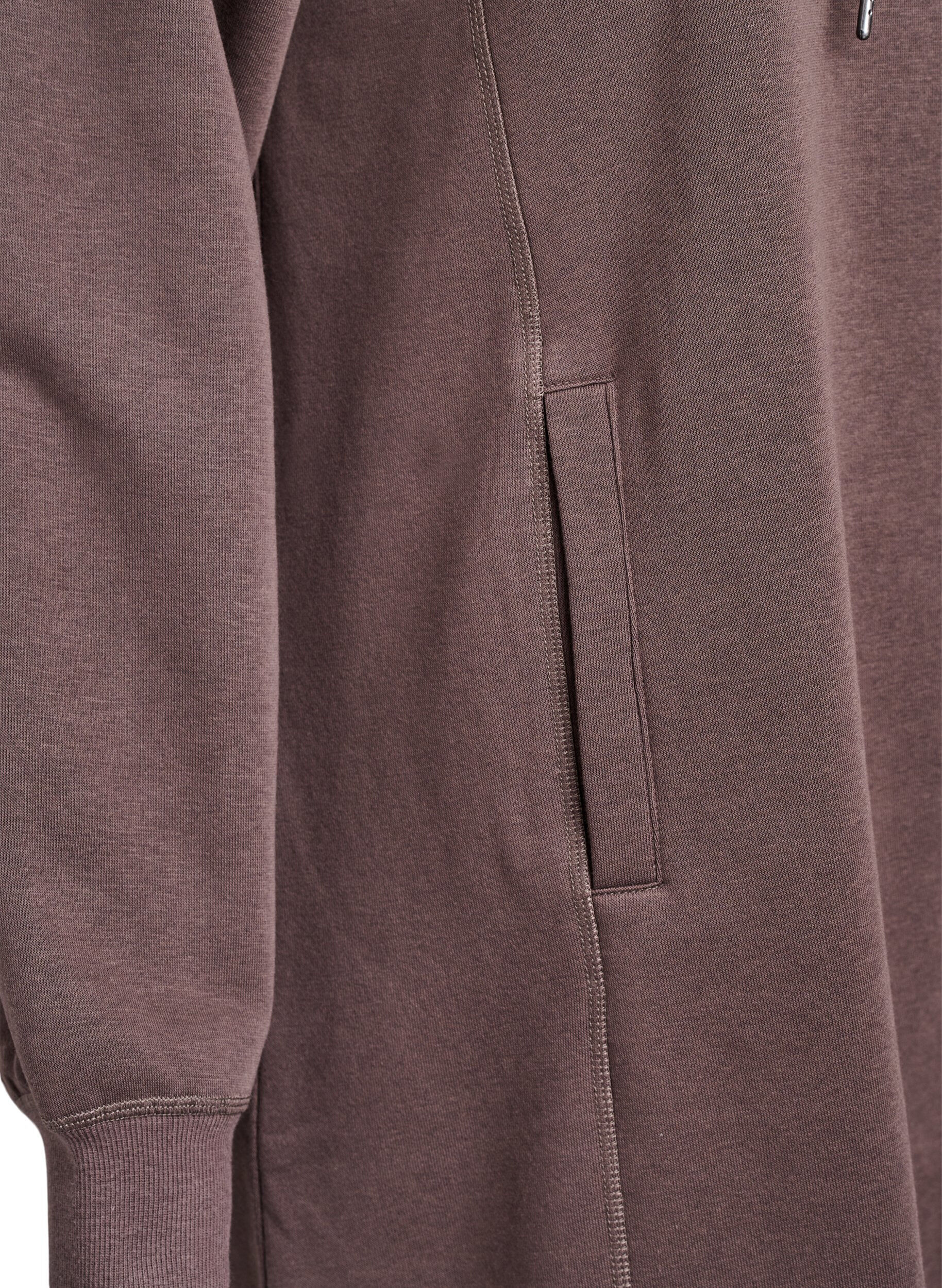 Zizzi FLASH - Robe sweat-shirt courte &agrave; col montant et poches, Marron, Packshot image number 3