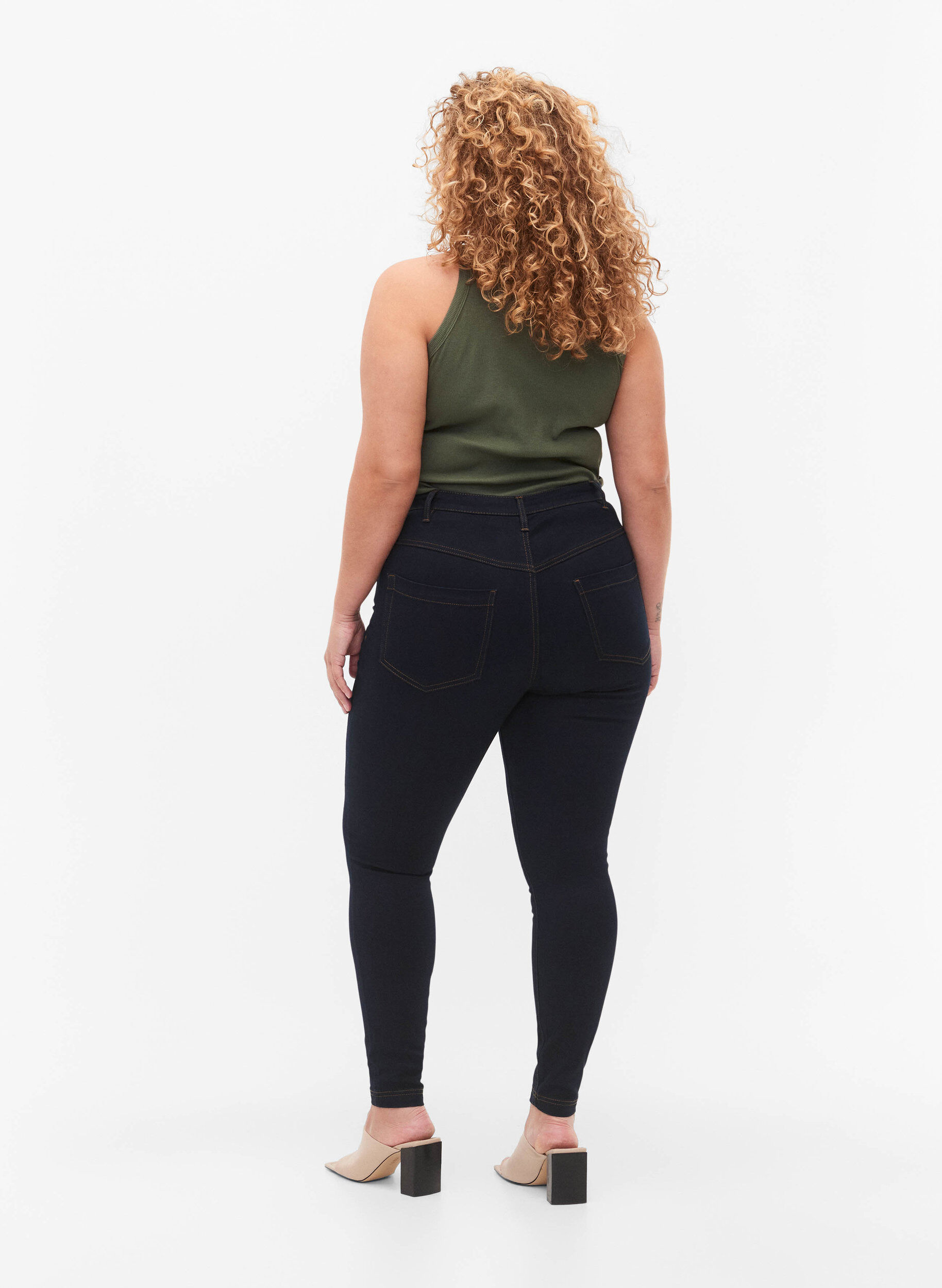 Zizzi Jean Amy super slim &agrave; taille haute, Tobacco Un, Model image number 1