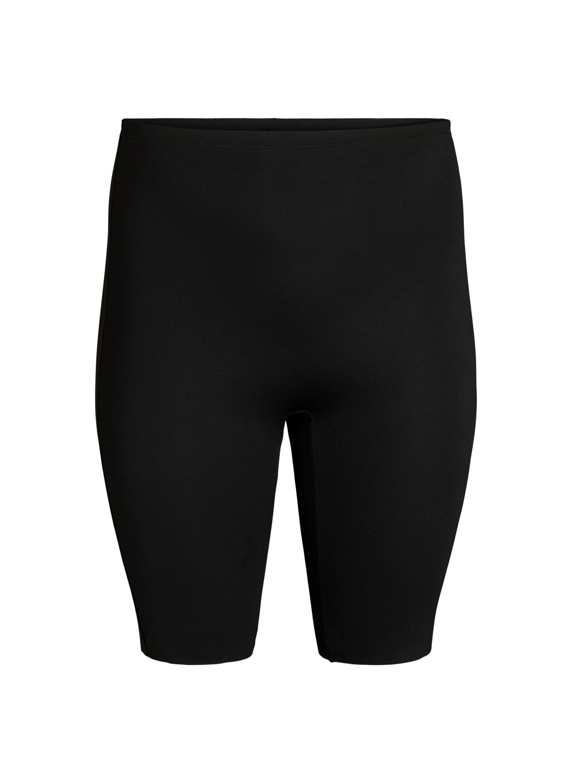 Shorts longs et l&eacute;gers en lingerie sculptante