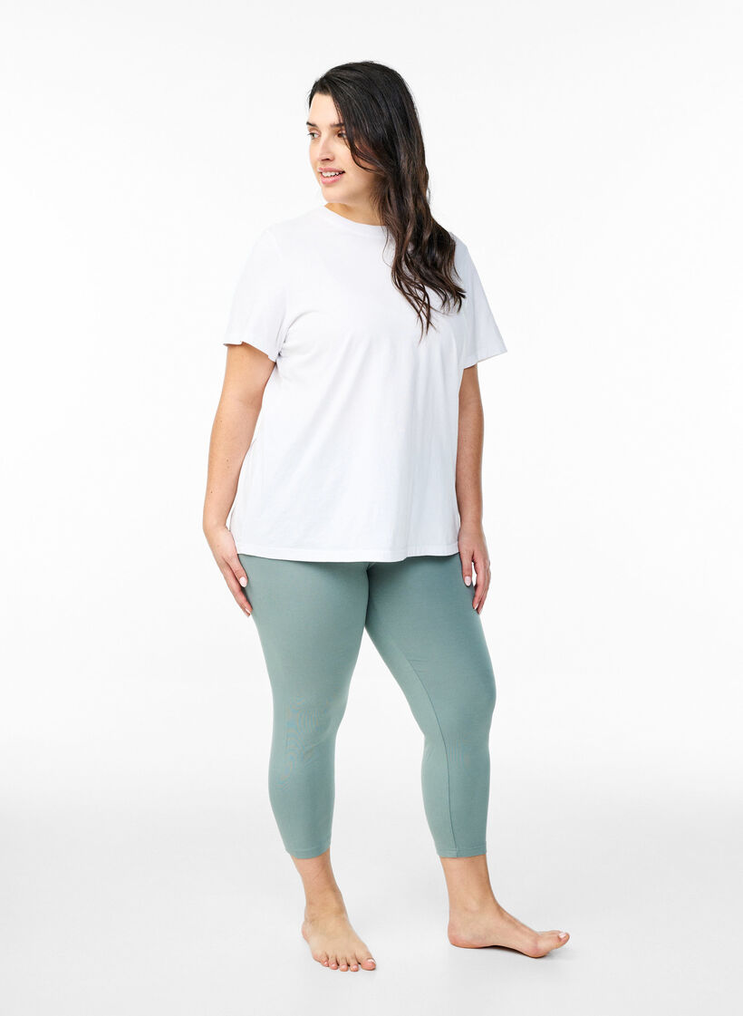 Leggings basiques longueur 3/4 en viscose, Vert, Model image number 1