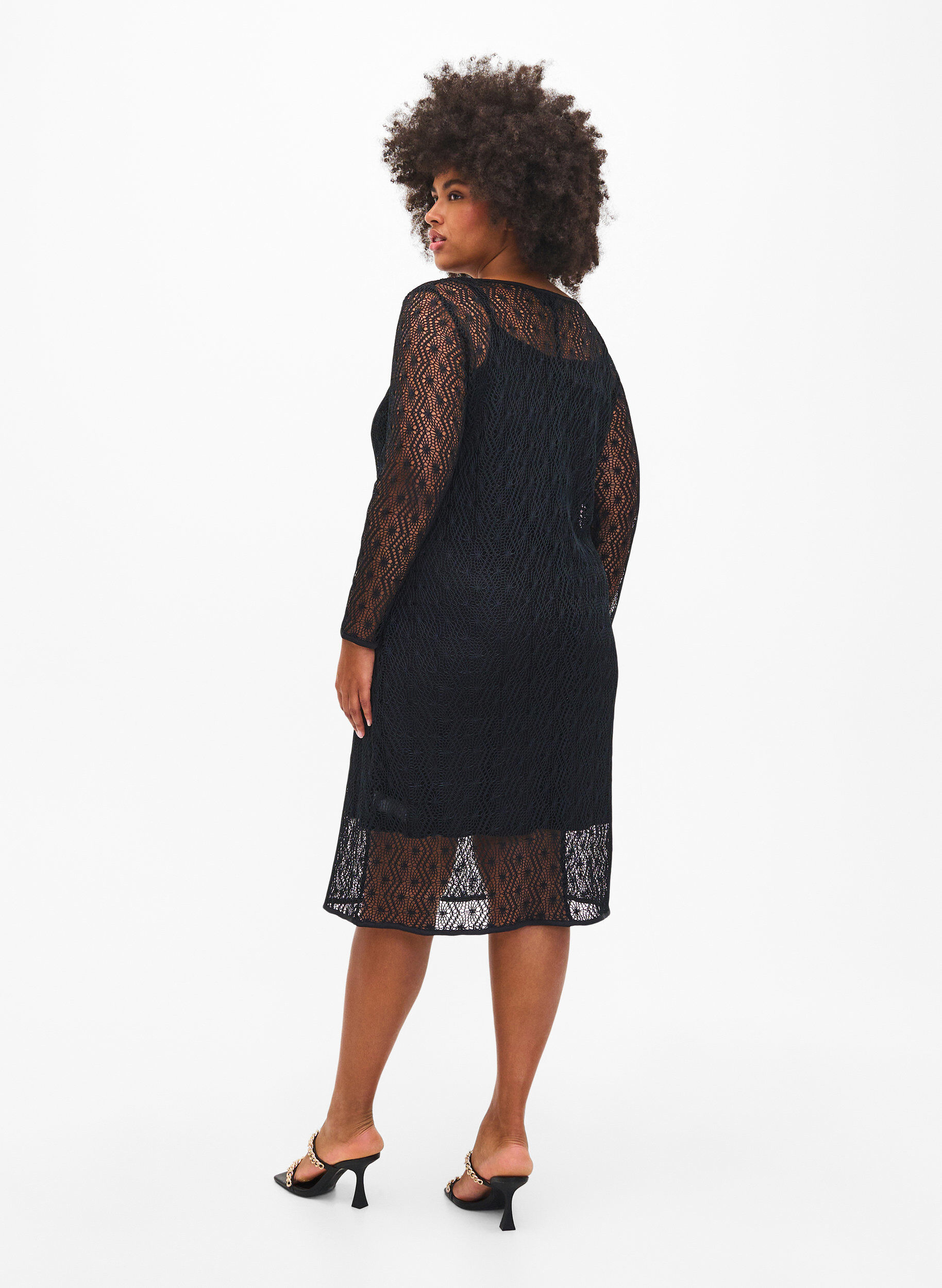 Zizzi Robe crochet&eacute;e &agrave; manches longues, Black, Model image number 1