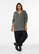 Blouse longue en maille c&ocirc;tel&eacute;e avec col en V, Vert fonc&eacute;, Model image number 1