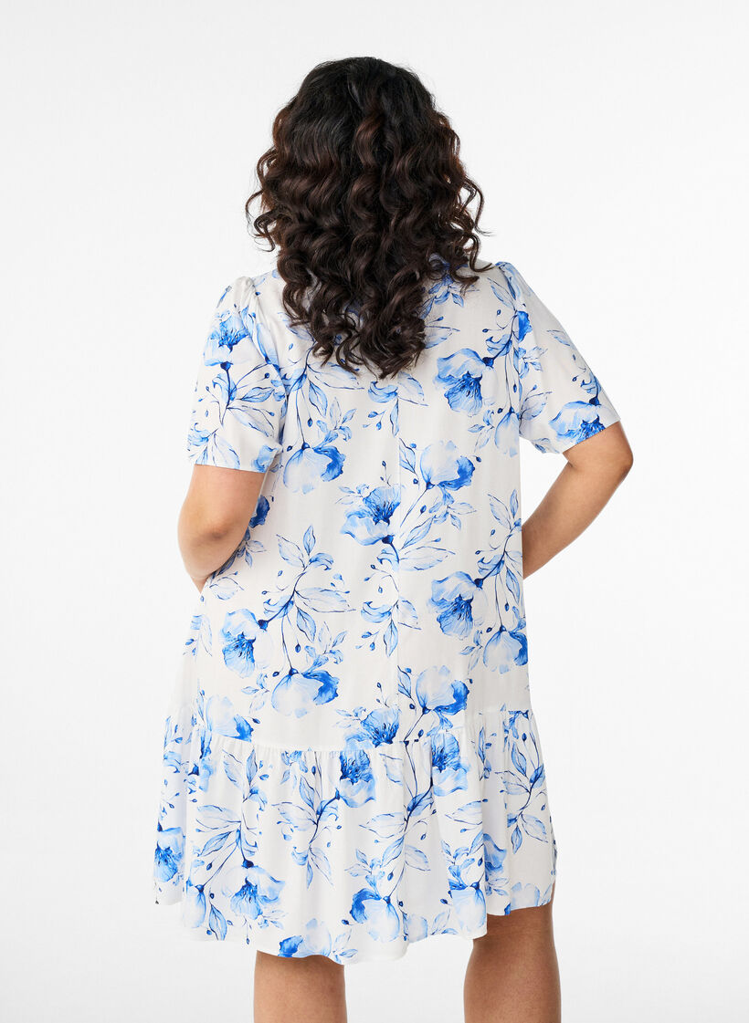 Robe en viscose avec d&eacute;coupe, Blanc, Model image number 2