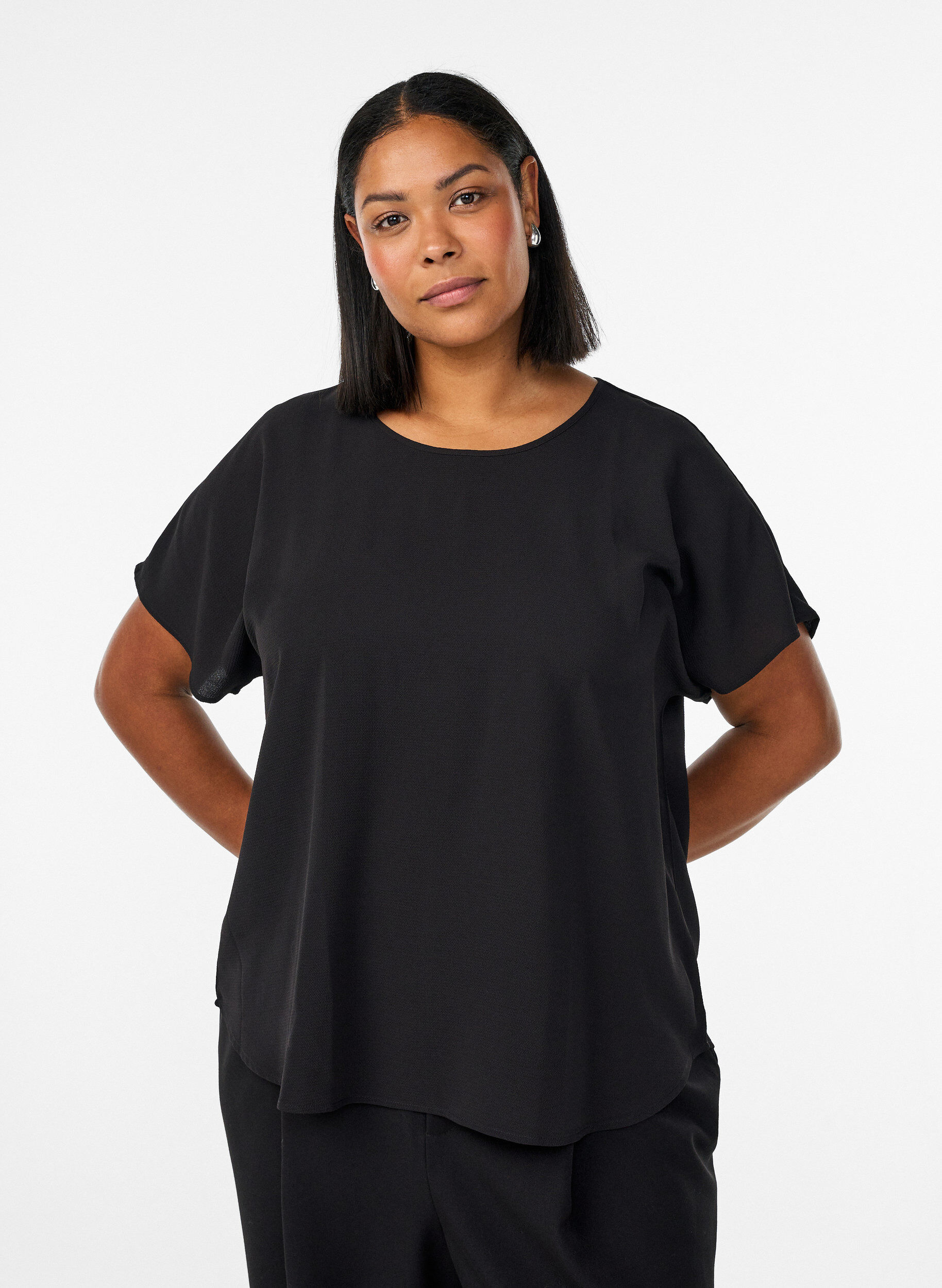 Blouse &agrave; manches courtes et encolure ronde, Noir, Model