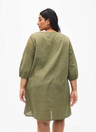 Robe en mélange de coton et de lin agrémentée de détails en crochet, Deep Lichen Green, Model image number 1