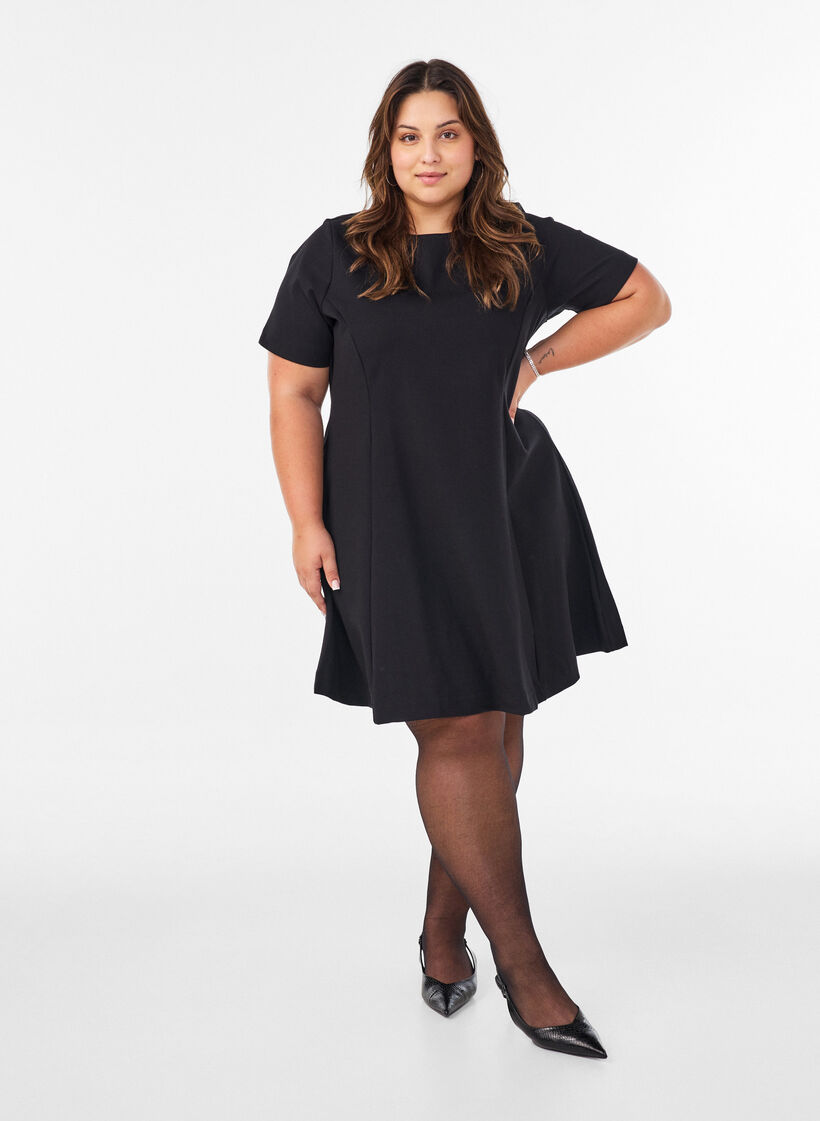 Robe courte &eacute;vas&eacute;e en jersey, 0199, Model image number 1