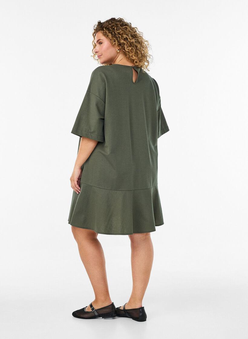 Robe courte ample avec ourlet &agrave; volants, Vert, Model image number 2