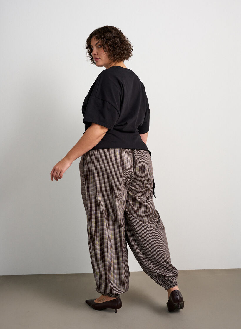 Pantalon ballon &agrave; taille haute et imprim&eacute; int&eacute;gral, Marron, Model image number 1