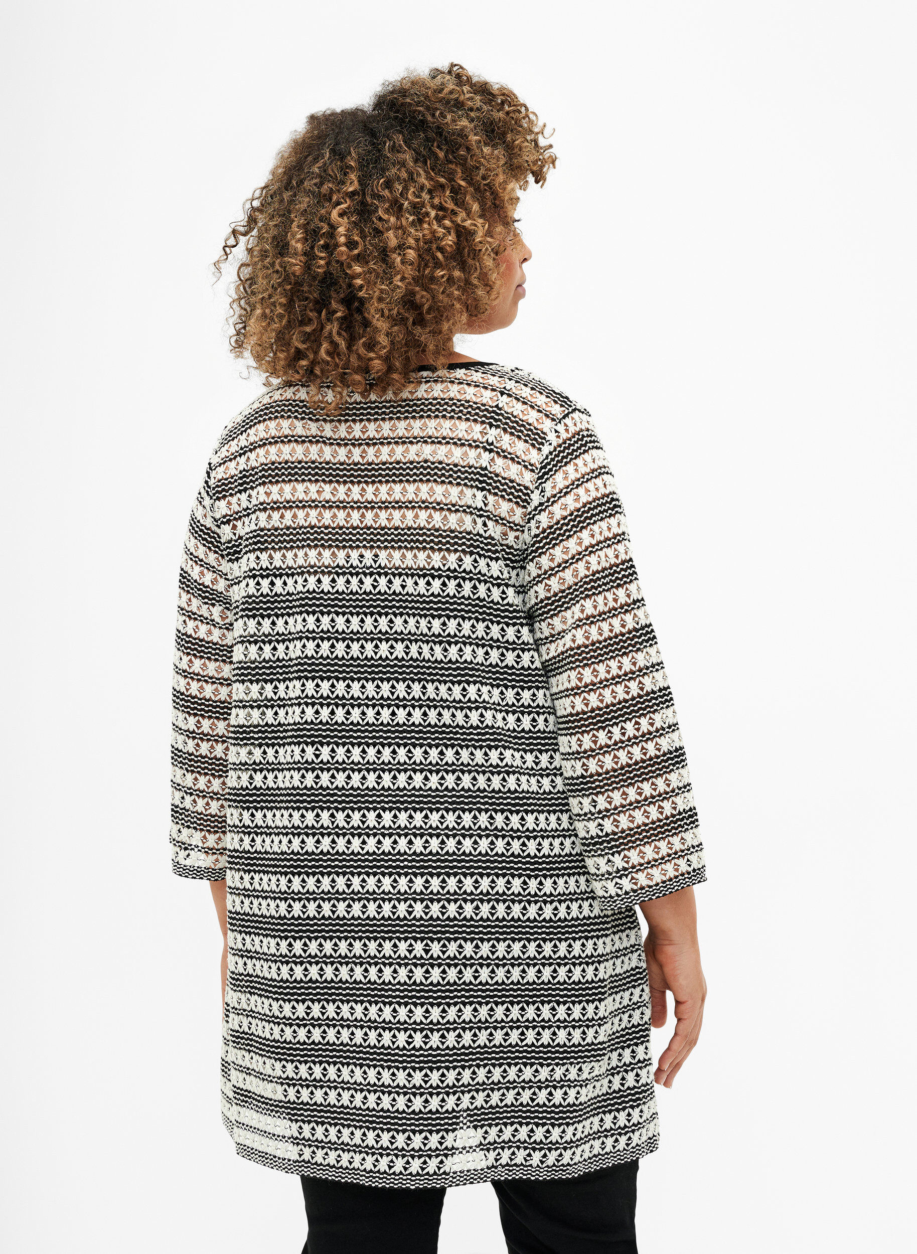 Zizzi Cardigan en crochet avec ceinture &agrave; nouer, Black White, Model image number 1