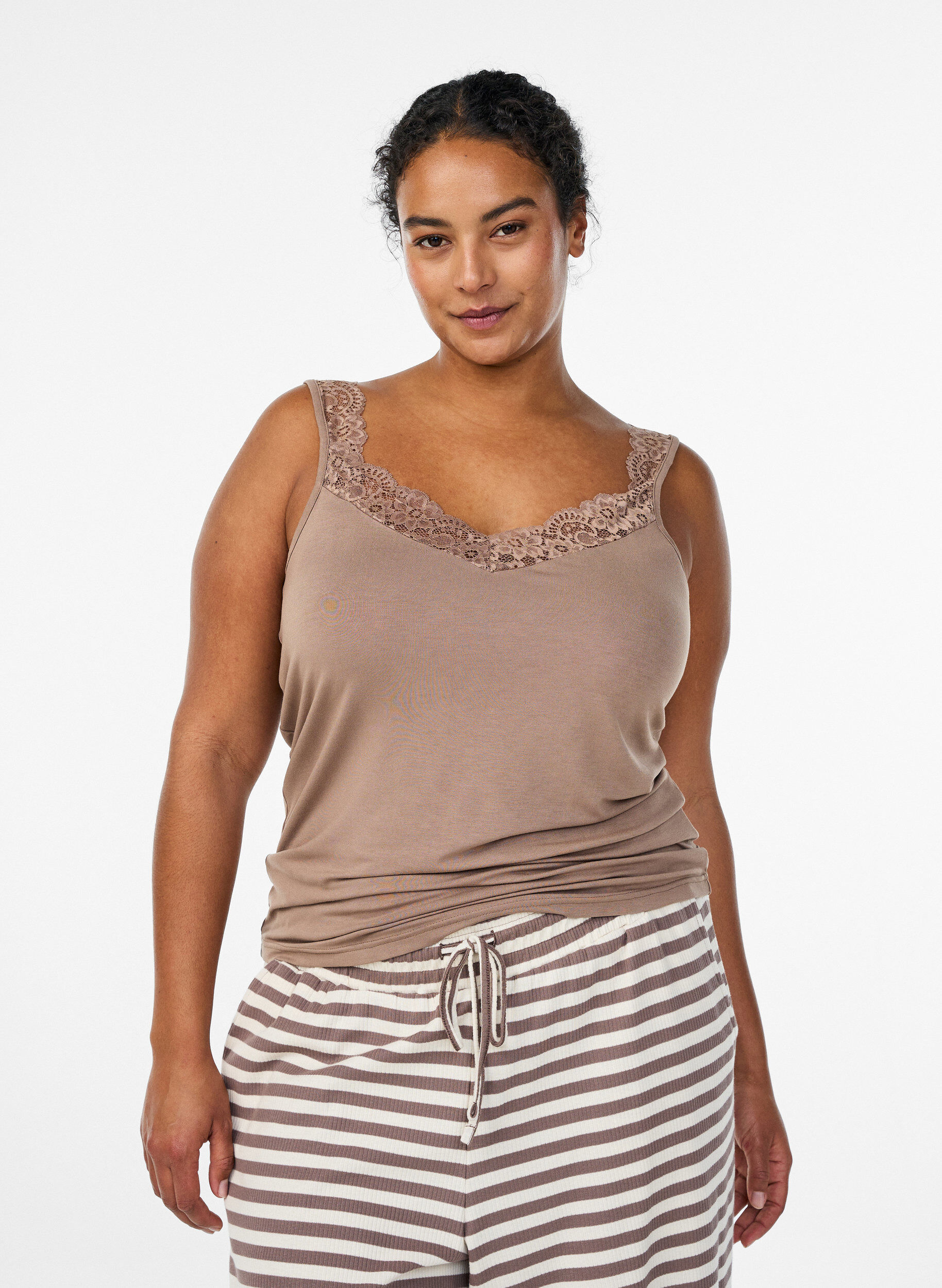 Top en viscose avec bord en dentelle, Beige, Model