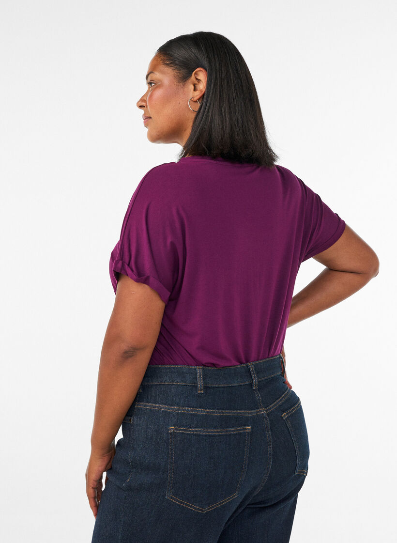Basic T-shirt col V en viscose, Violet, Model image number 2