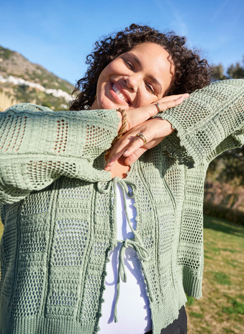 Cardigan en maille avec liens et motifs ajourés, Vert clair, Image image number 0