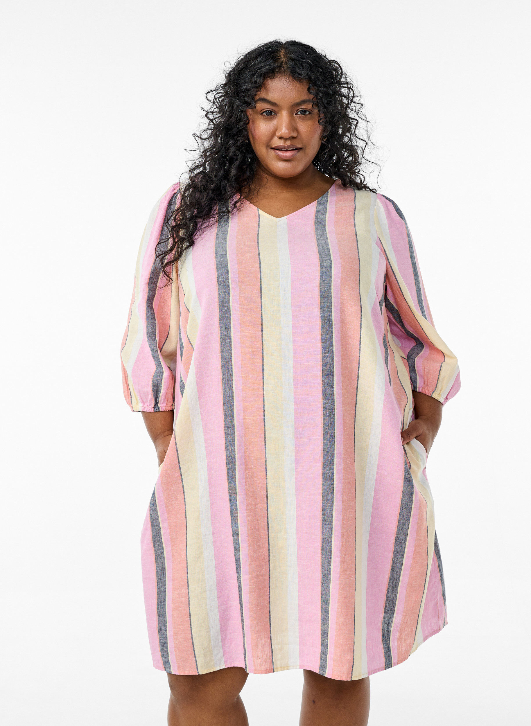 Zizzi Robes courtes en lin et viscose &agrave; manches 3/4, Jaune, Model image number 0