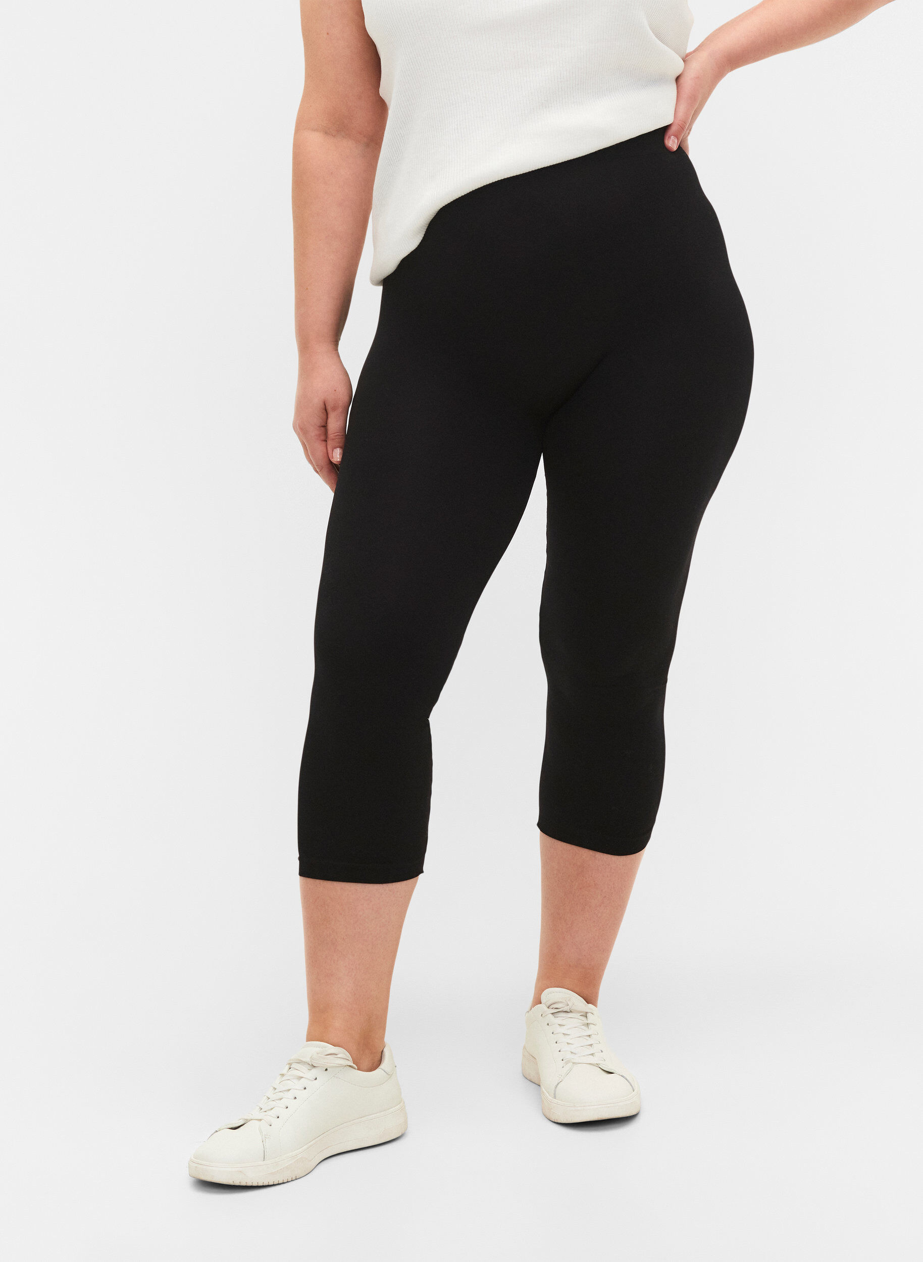 Zizzi Leggings 3/4 sans coutures, Noir, Model image number 3