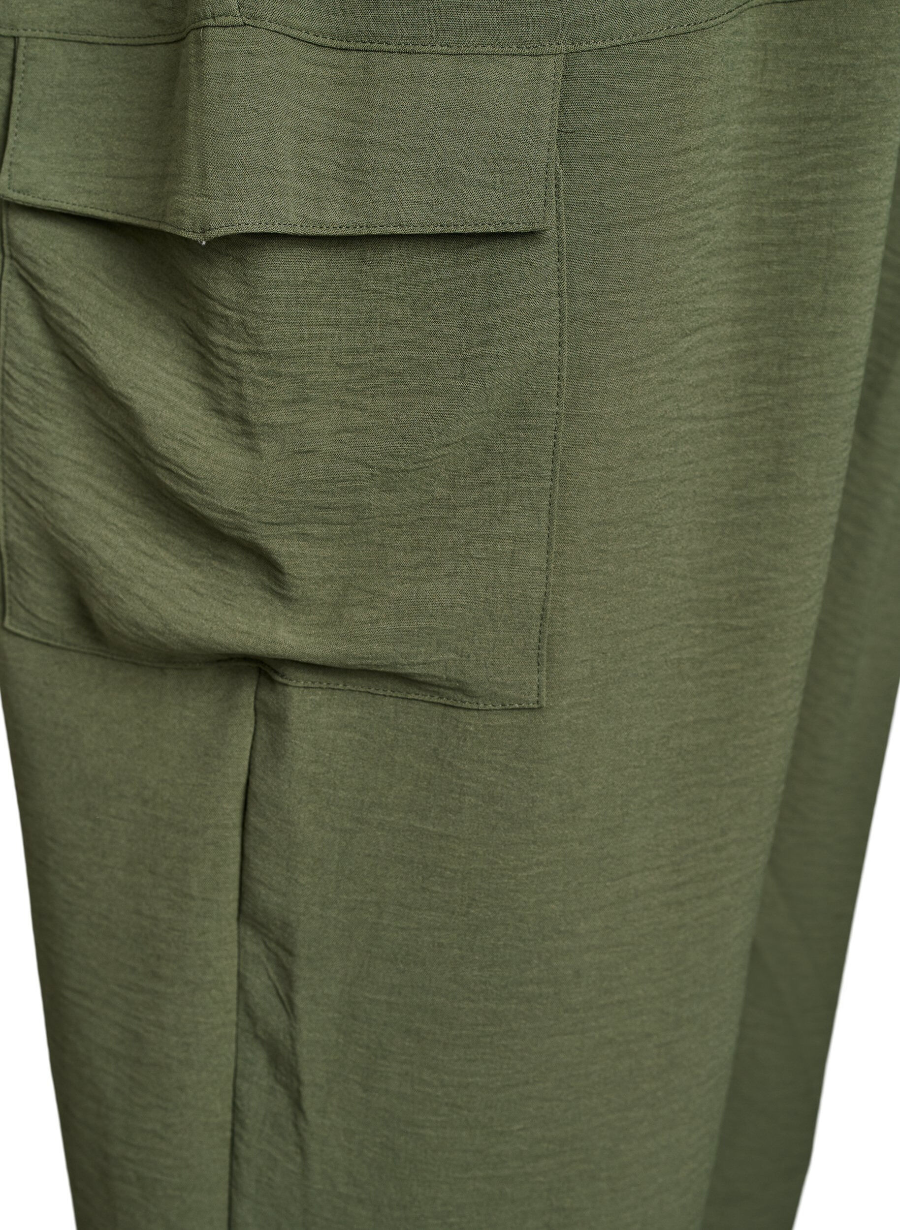 Zizzi Pantalon harem avec poches cargo et taille &eacute;lastiqu&eacute;e, Vert, Packshot image number 3